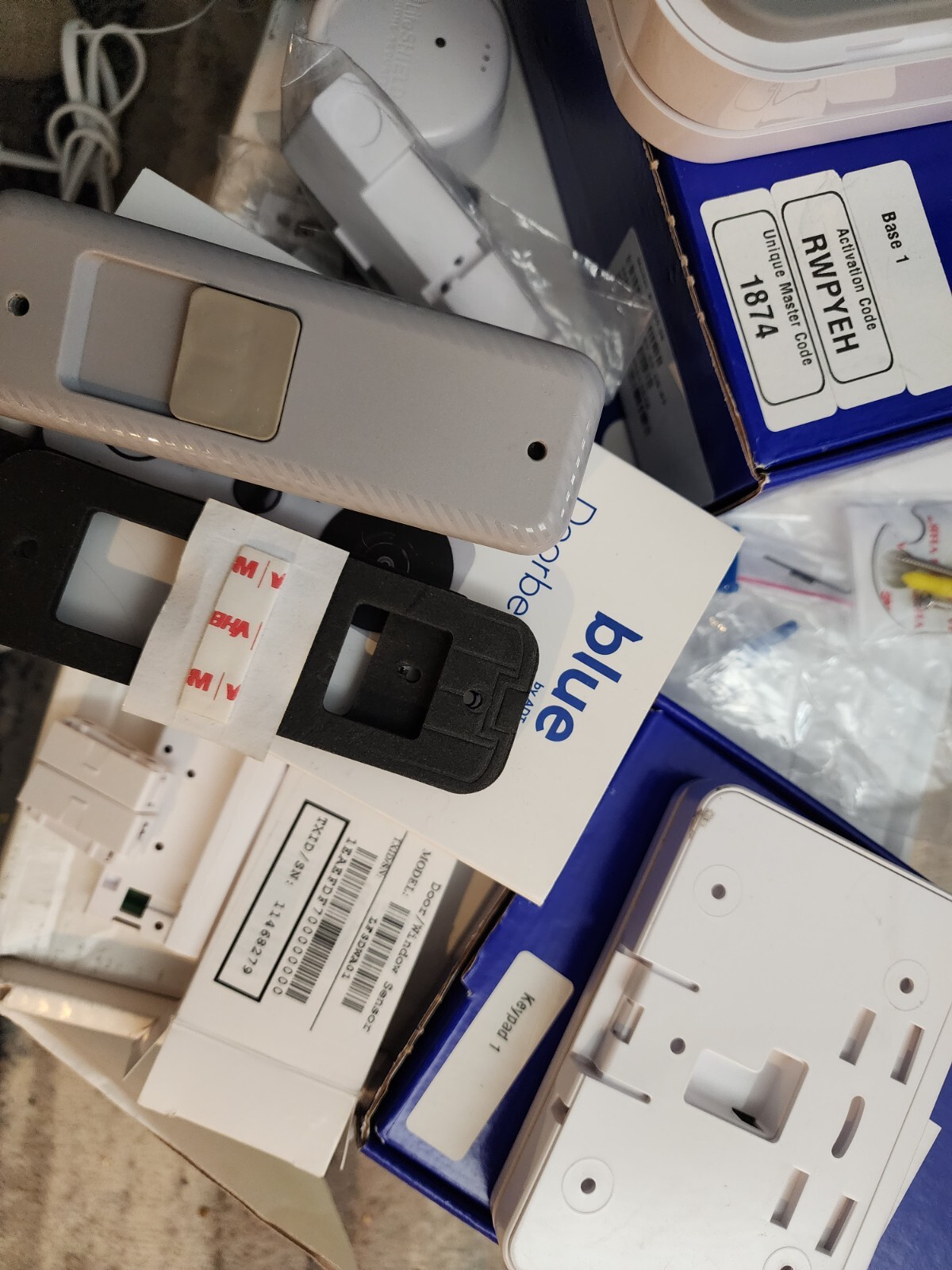 ADT Blue Complete Monitored Home Security system w/sensors & camera