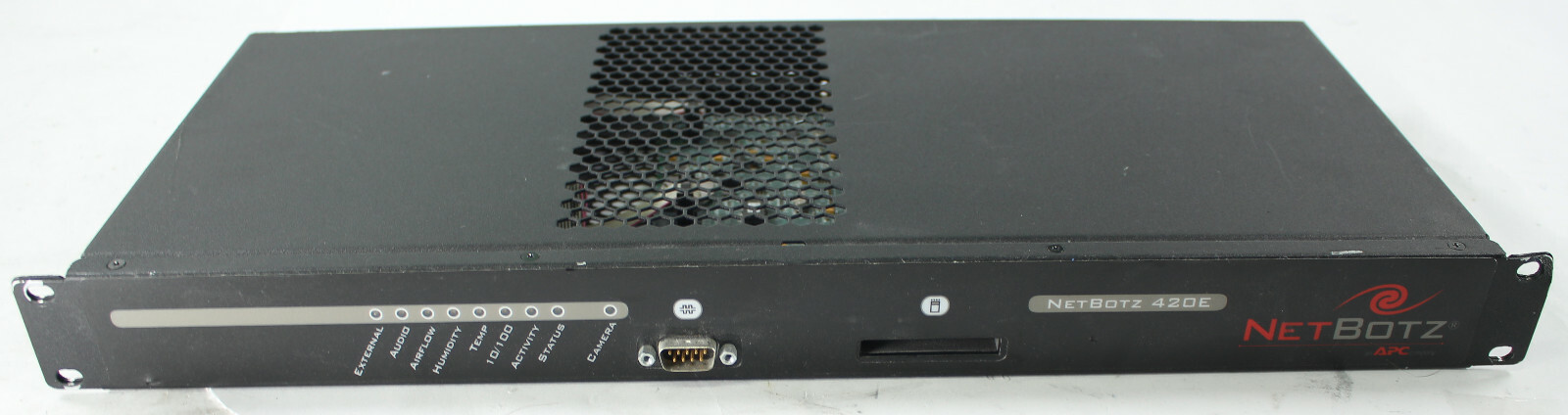 APC NetBotz 420E Cameraless Rack Performance Monitoring Server
