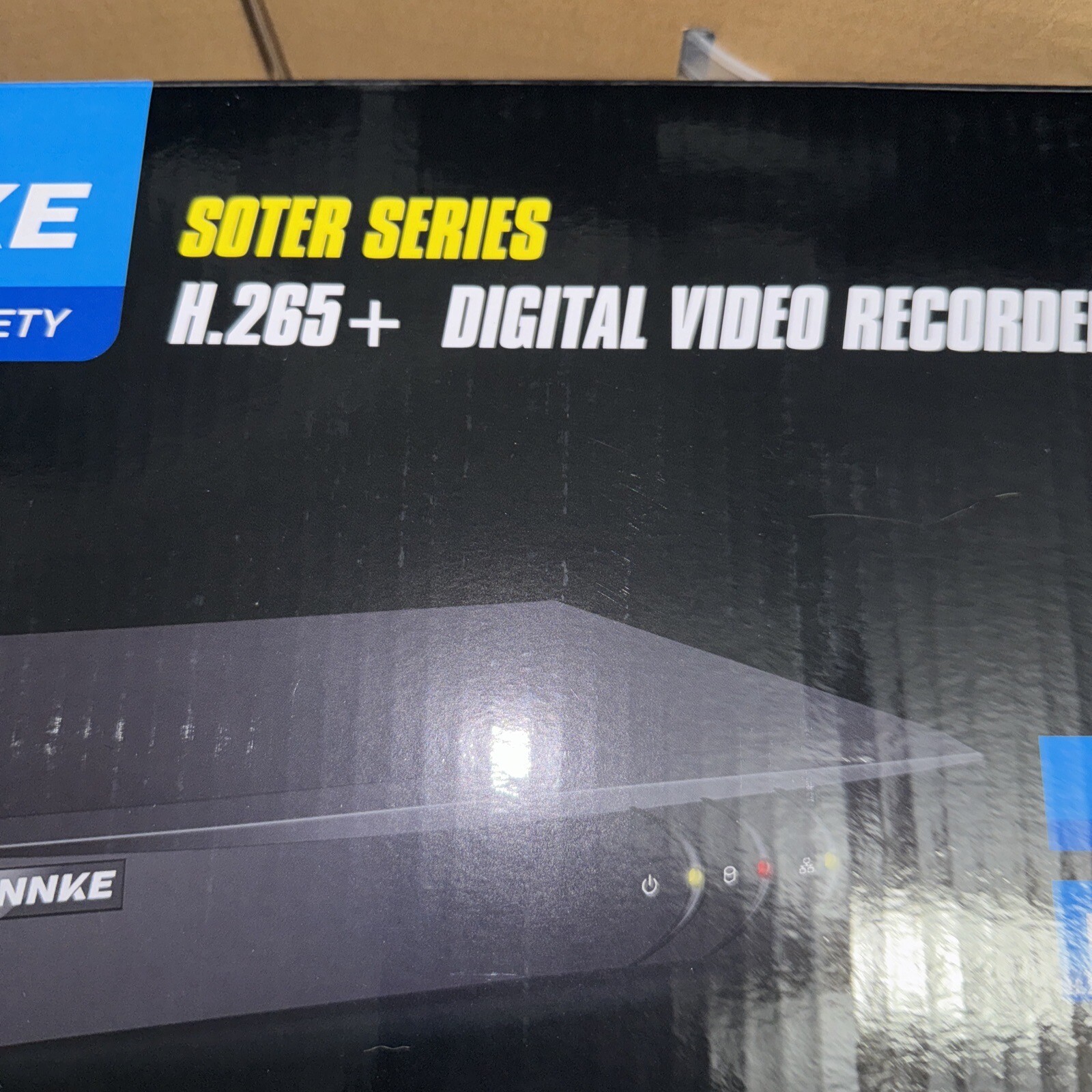 Annke Soter Series H.265+ Digital Video Recorder 5mp Motion Detector 8 Cameras
