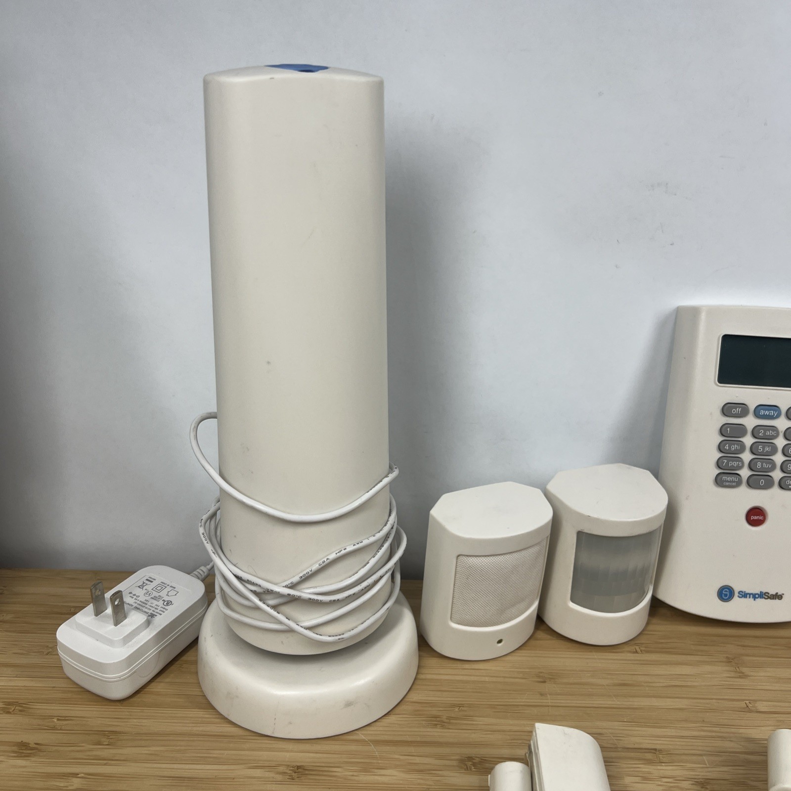 SimpliSafe BS2000 1st Generation Home Security System Keypad Sensors Lot