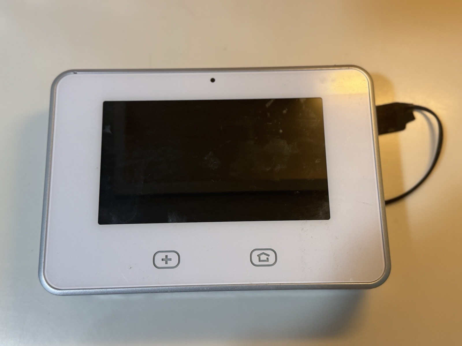 Vivint SkyControl Panel Model V-MP2-345