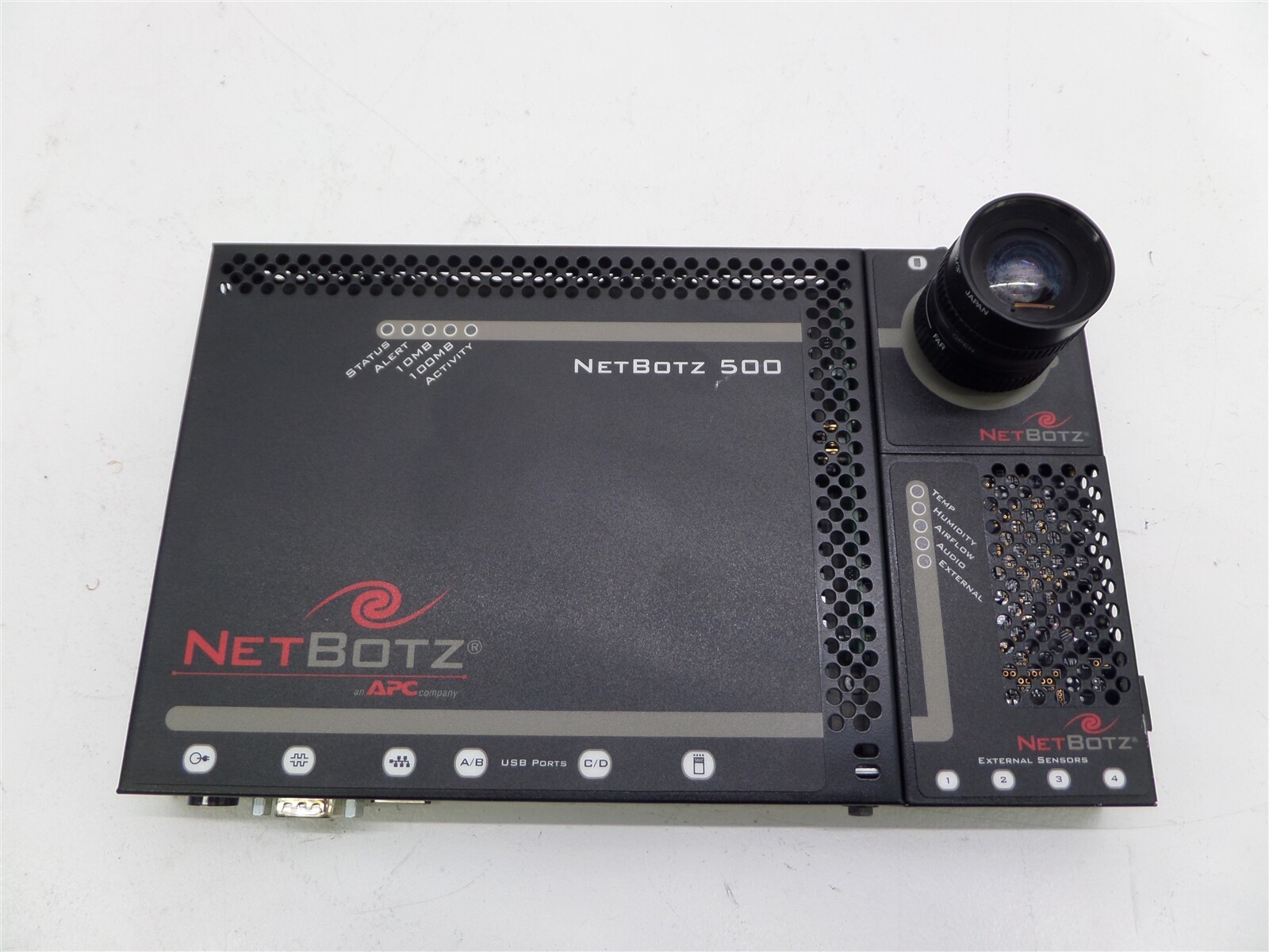 APC NetBotz 500 Monitoring Unit w/ 120 Camera + Sensor + FD100 Fluid Detector