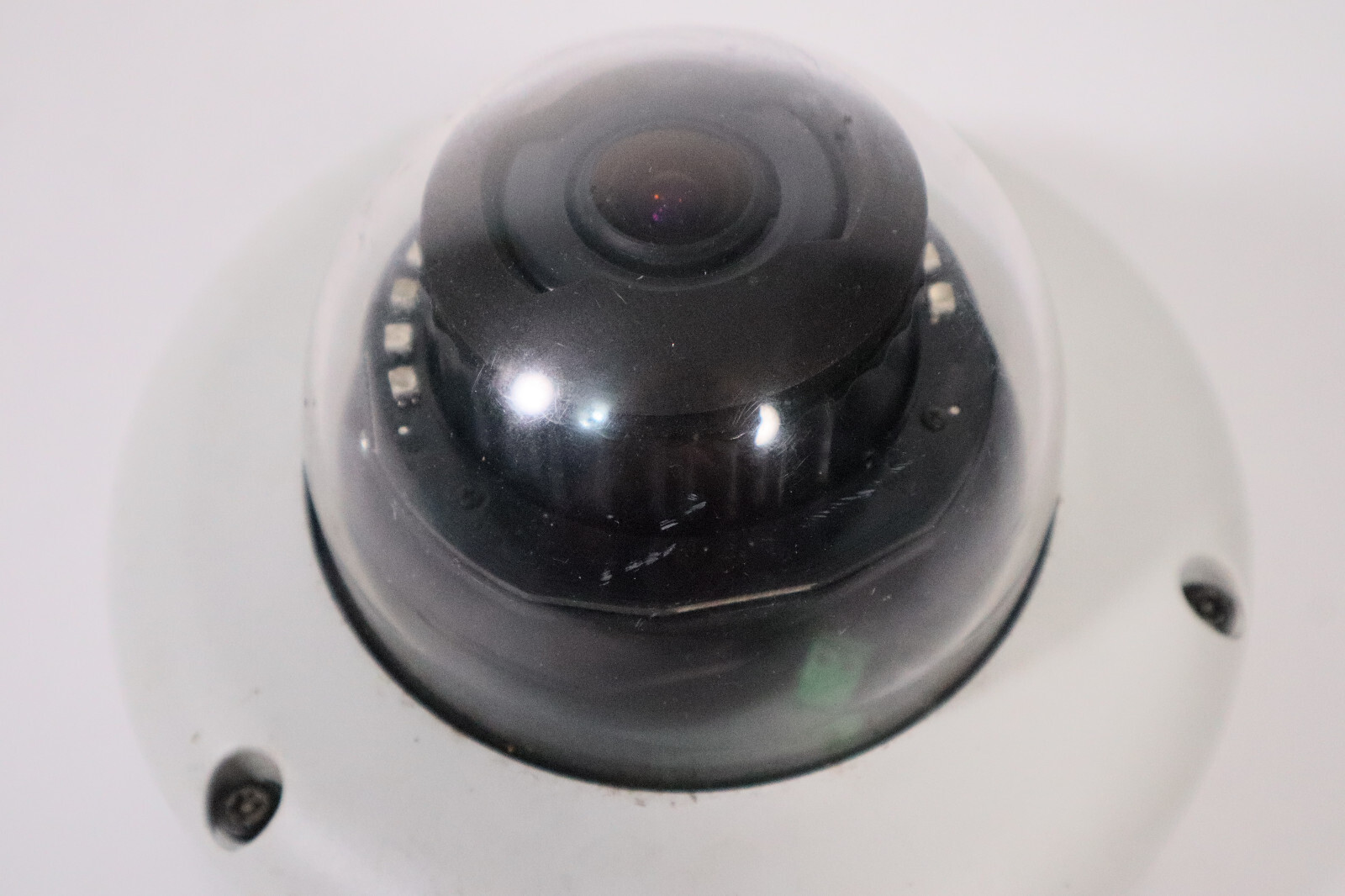 Avigilon 1.0-H3-DO1-IR 1.0MP IP H.264 Outdoor Dome Camera 1280 x 720 Day Night