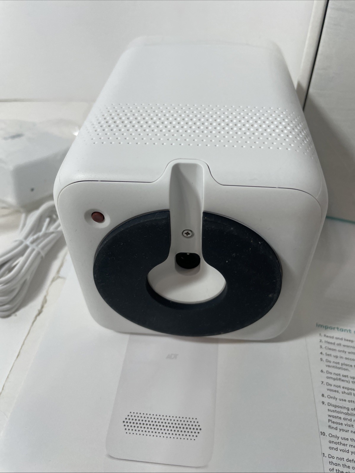 ADT Self Setup Smart Home Hub – White (S40LR1-01) New In Box NOS