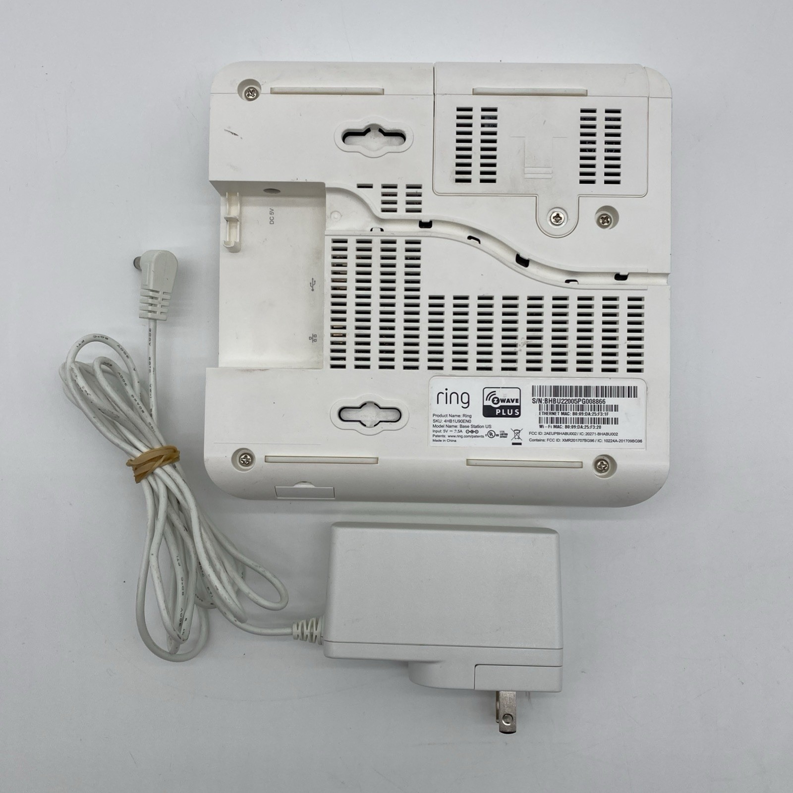 Ring Alarm Base Station 2nd Gen Z-Wave Plus Hub Model 4HB1U9-0EN0 w/AC adapter
