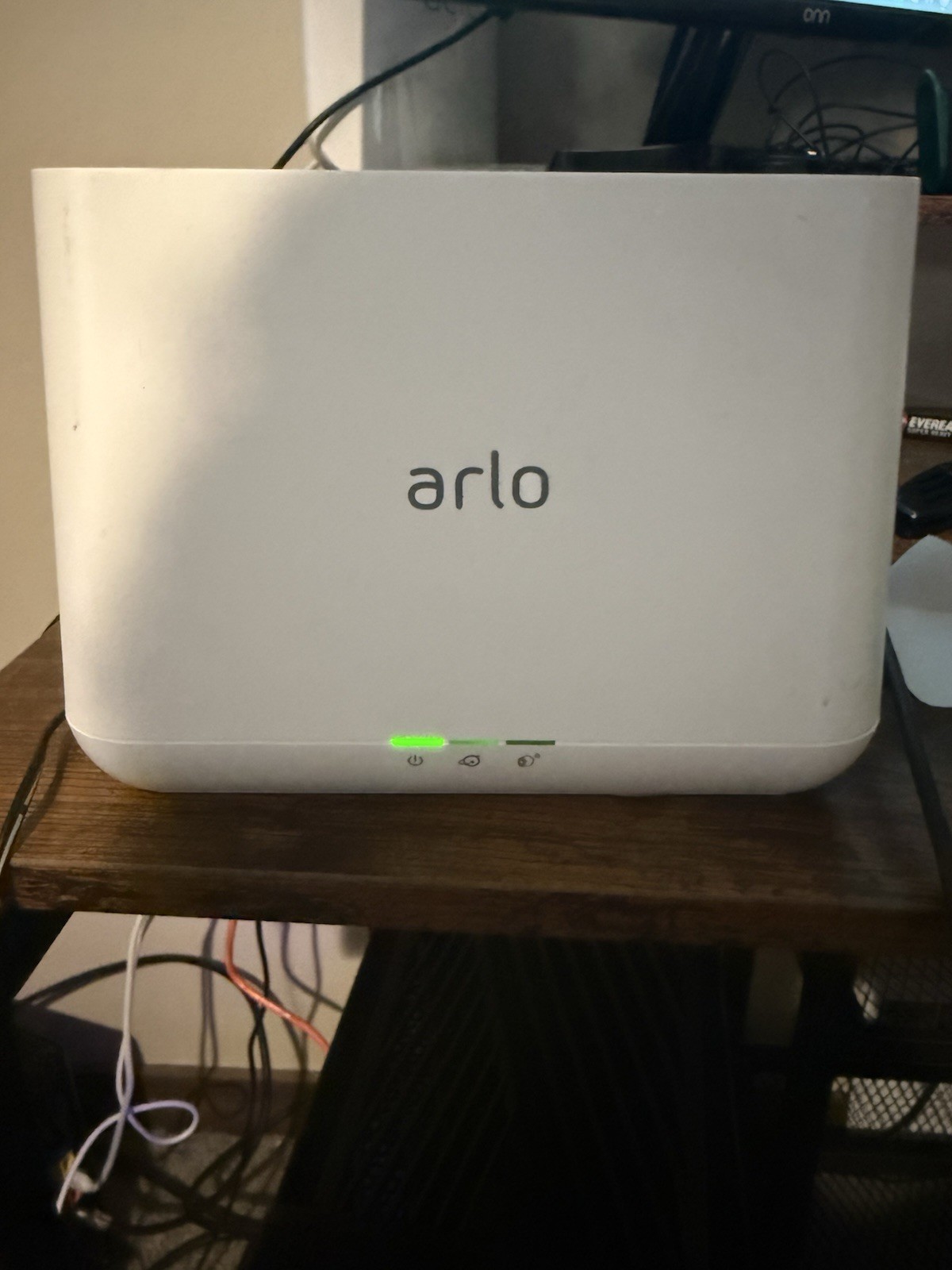 Netgear Arlo Pro Wireless Security Base Station VMB4000 Pre-owned