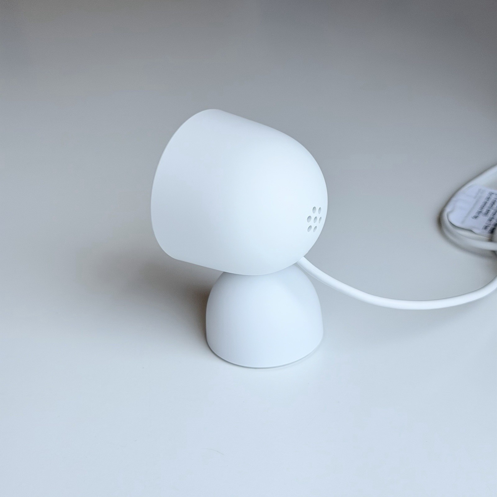 Google Nest Security Cam Indoor 1080p Wired GJQ9T (White Snow) 2nd Gen