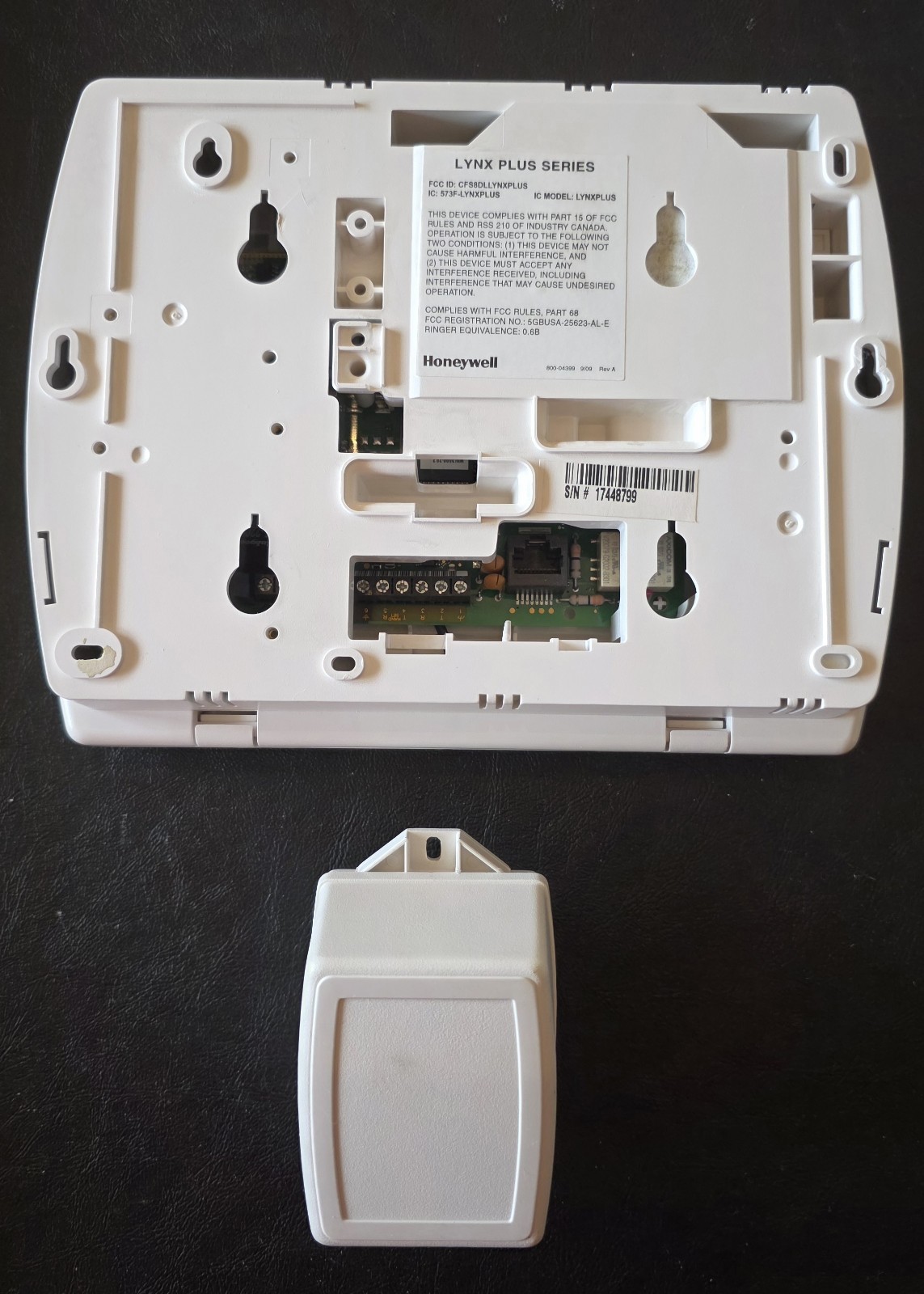 Honeywell L3000 LYNX Plus – Burglar Security Alarm Control Panel