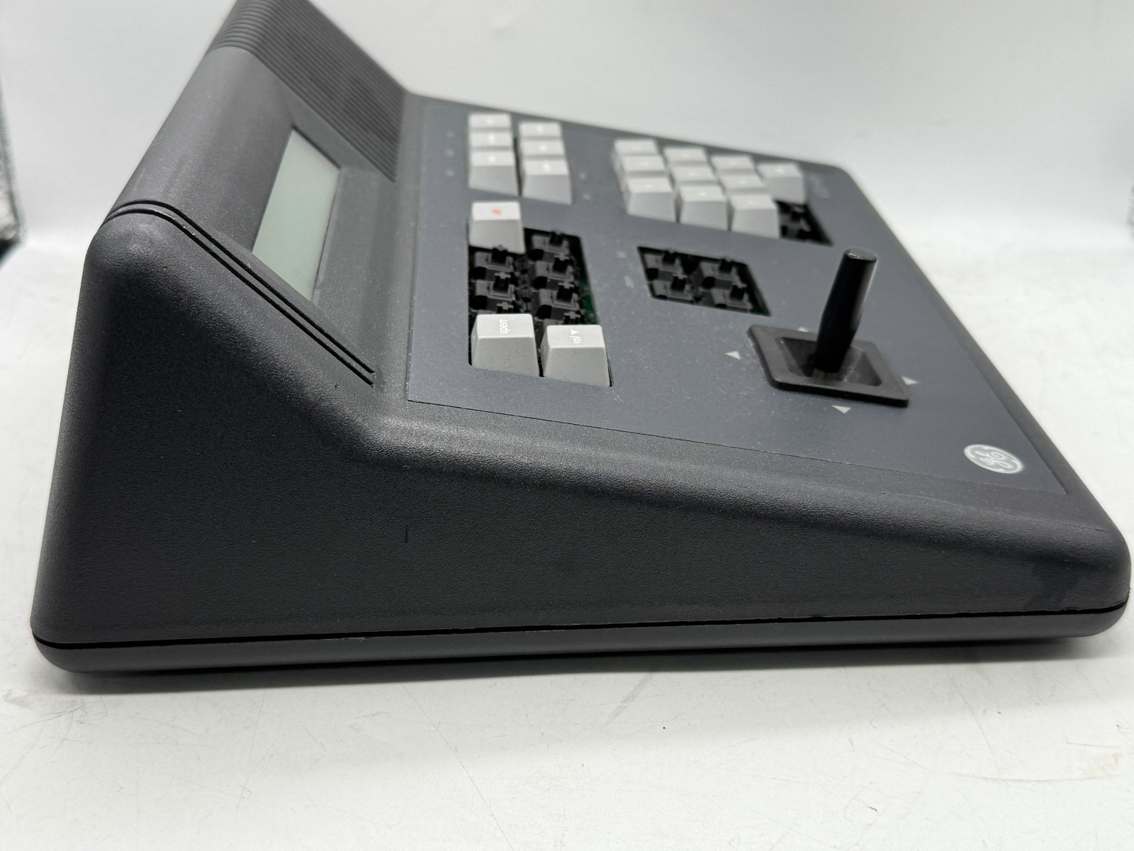 Interlogix KTD-404 Security Cameras PTZ Remote Control Unit PARTS MISSING KEYCAP
