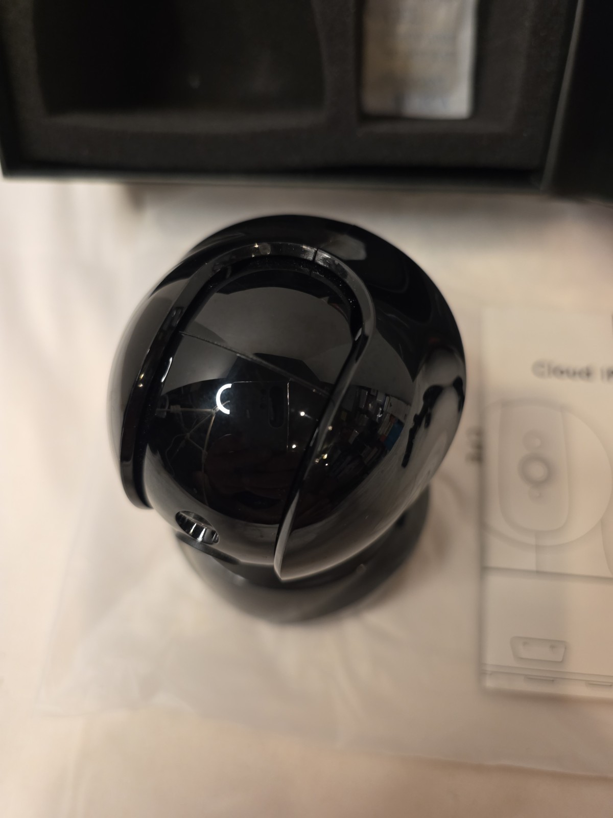KAMTRON Wireless IP/Network Surveillance Camera 826 Wi-Fi Black Indoor 8W 5V