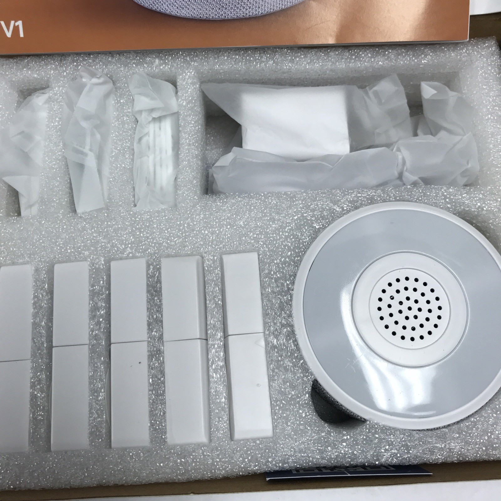 tolviviov WiFi Smart Door Alarm System 8-Piece Kit with App & Alexa