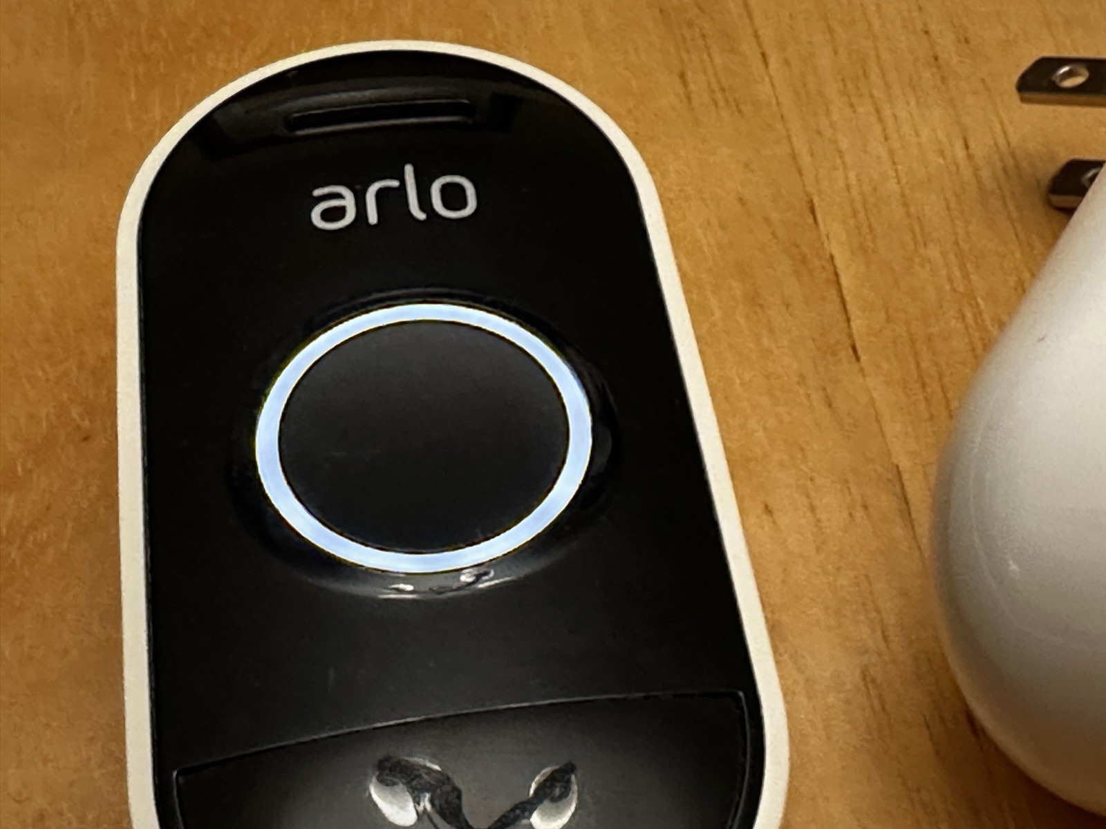 Arlo Audio Doorbell Wireless or Wired (AAD1001-NAS) with Arlo Chime (AC1001-NAS)