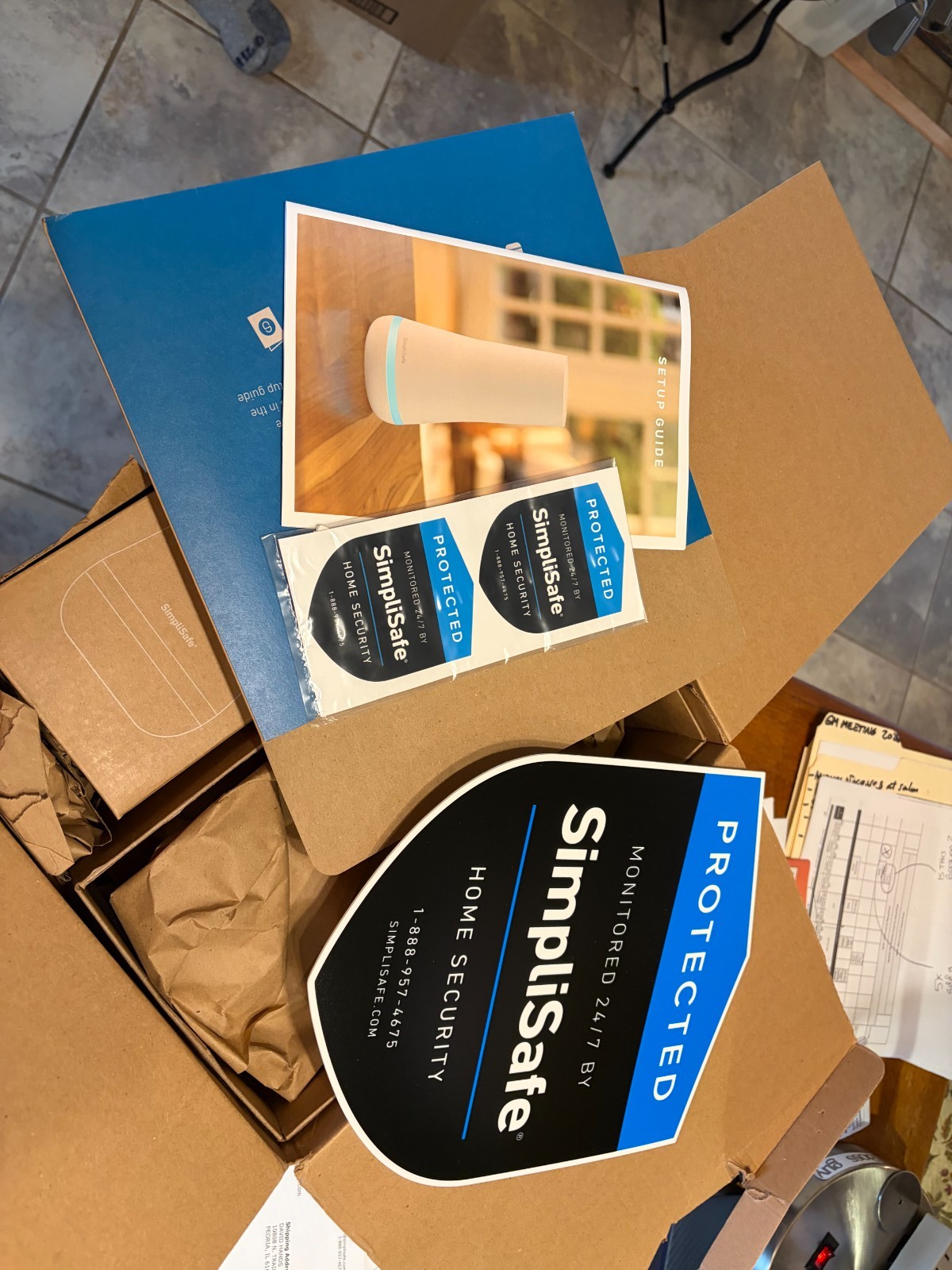 Simplisafe Oakhaven Security System Unused 15 Pieces
