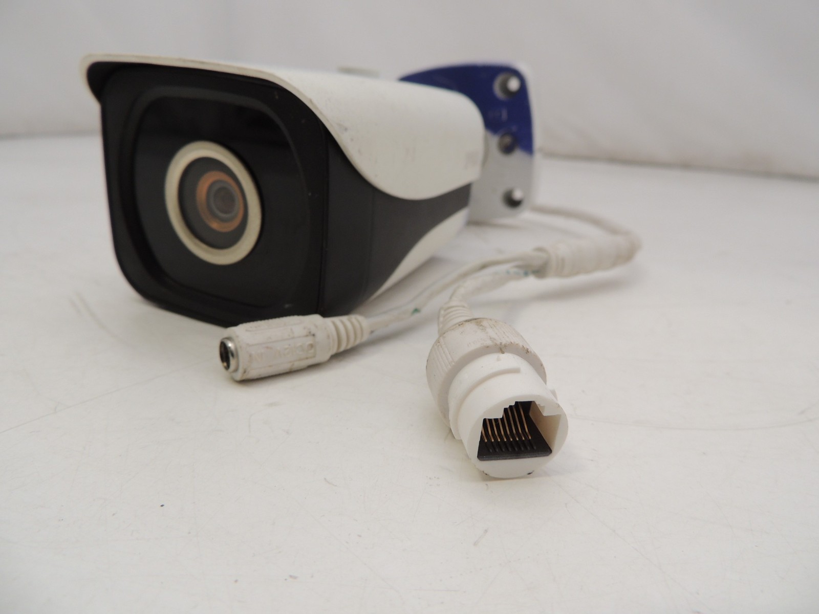 Honeywell HBD2PR1 1920X1080 IP Network Security Camera PoE or 12v IP66