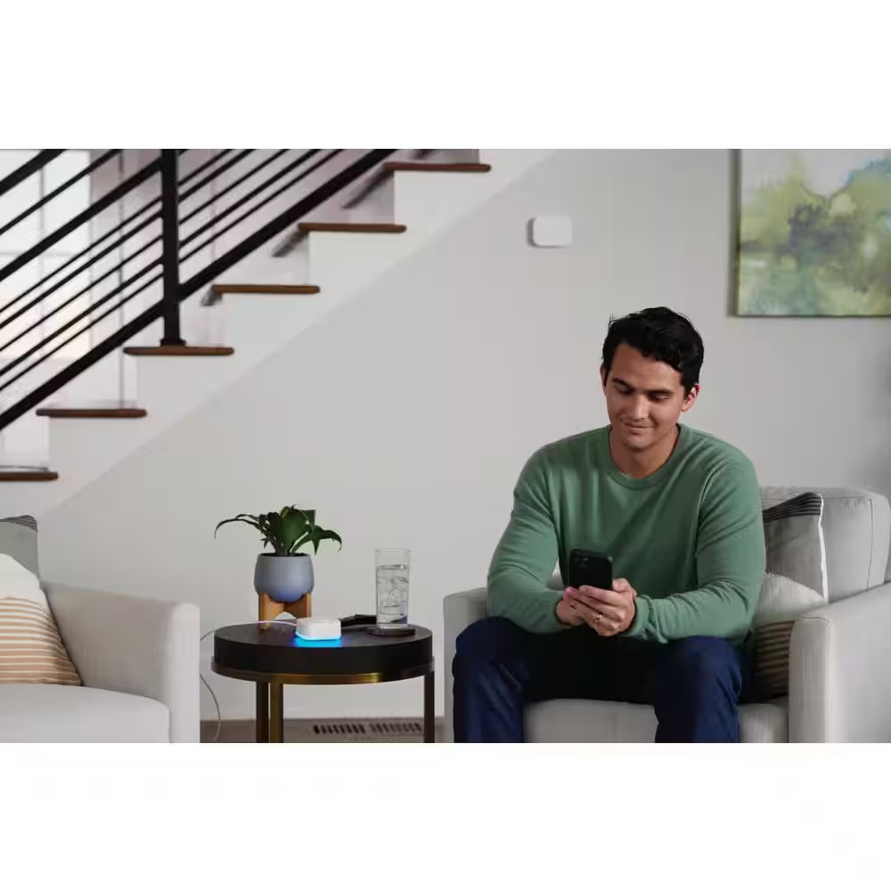 Smart Home Alarm Kit with Wifi and Bluetooth, Powered by Hubspace (5-Piece)