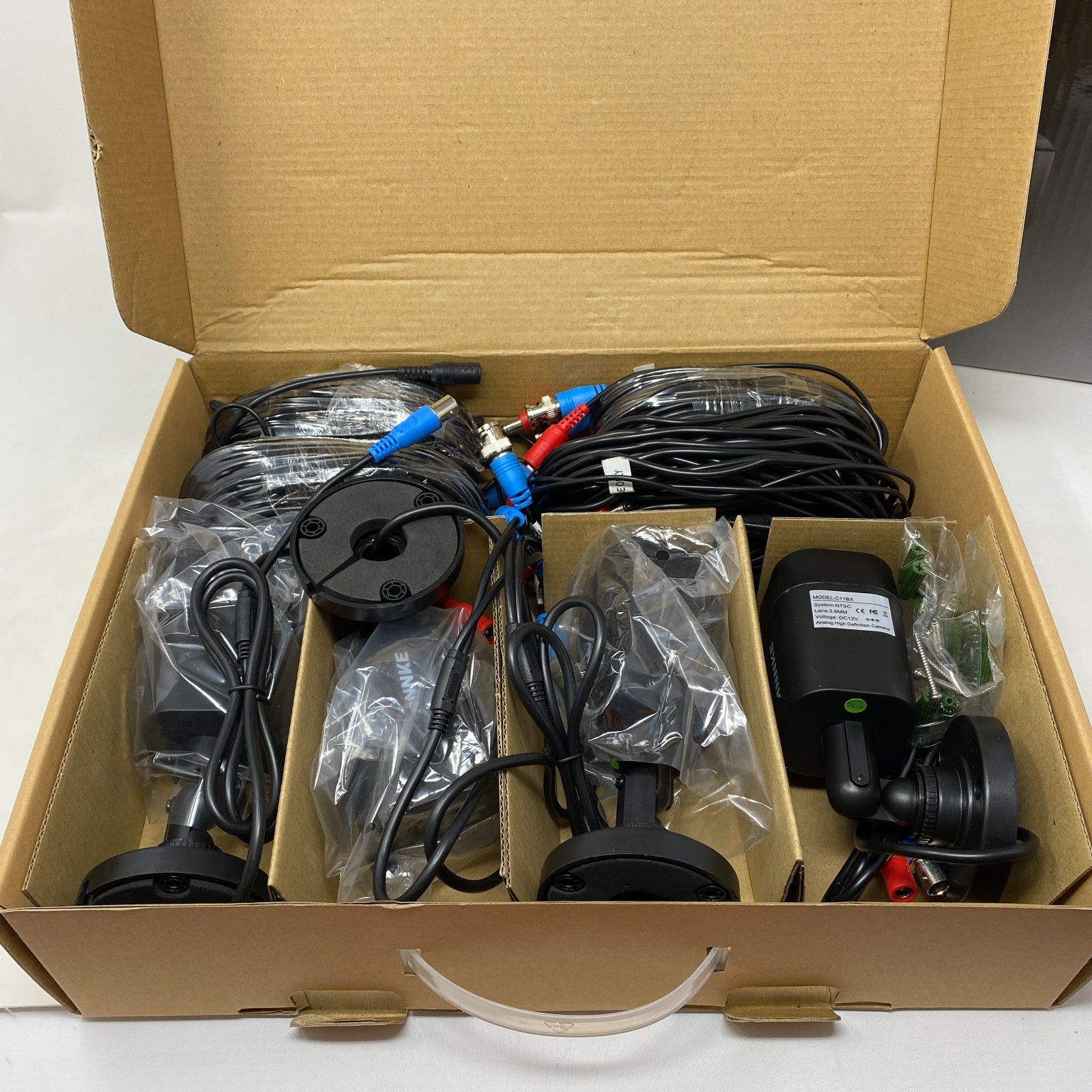 ANNKE DN81R DC12V 8-channel NVR system w/ 4 C11BX cameras – NO HDD