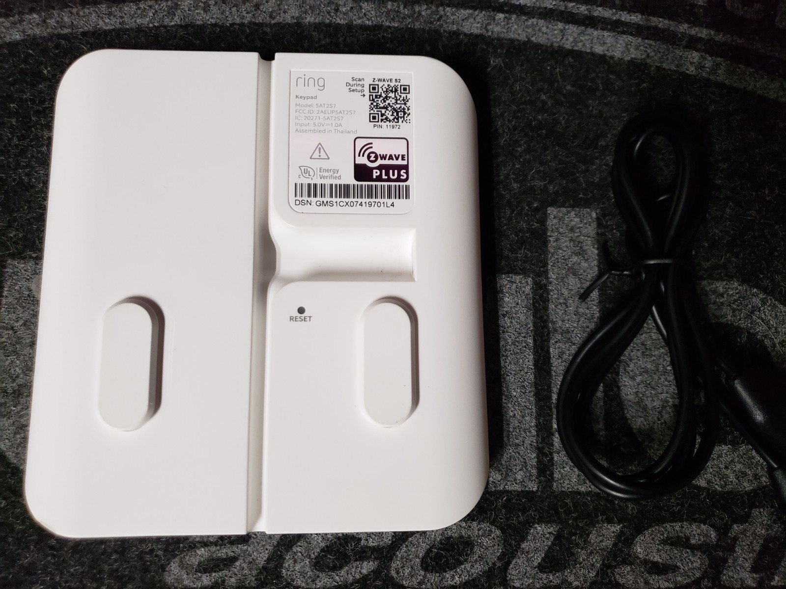 Ring Alarm Keypad 2nd Generation 5AT2S7 No Power Cable