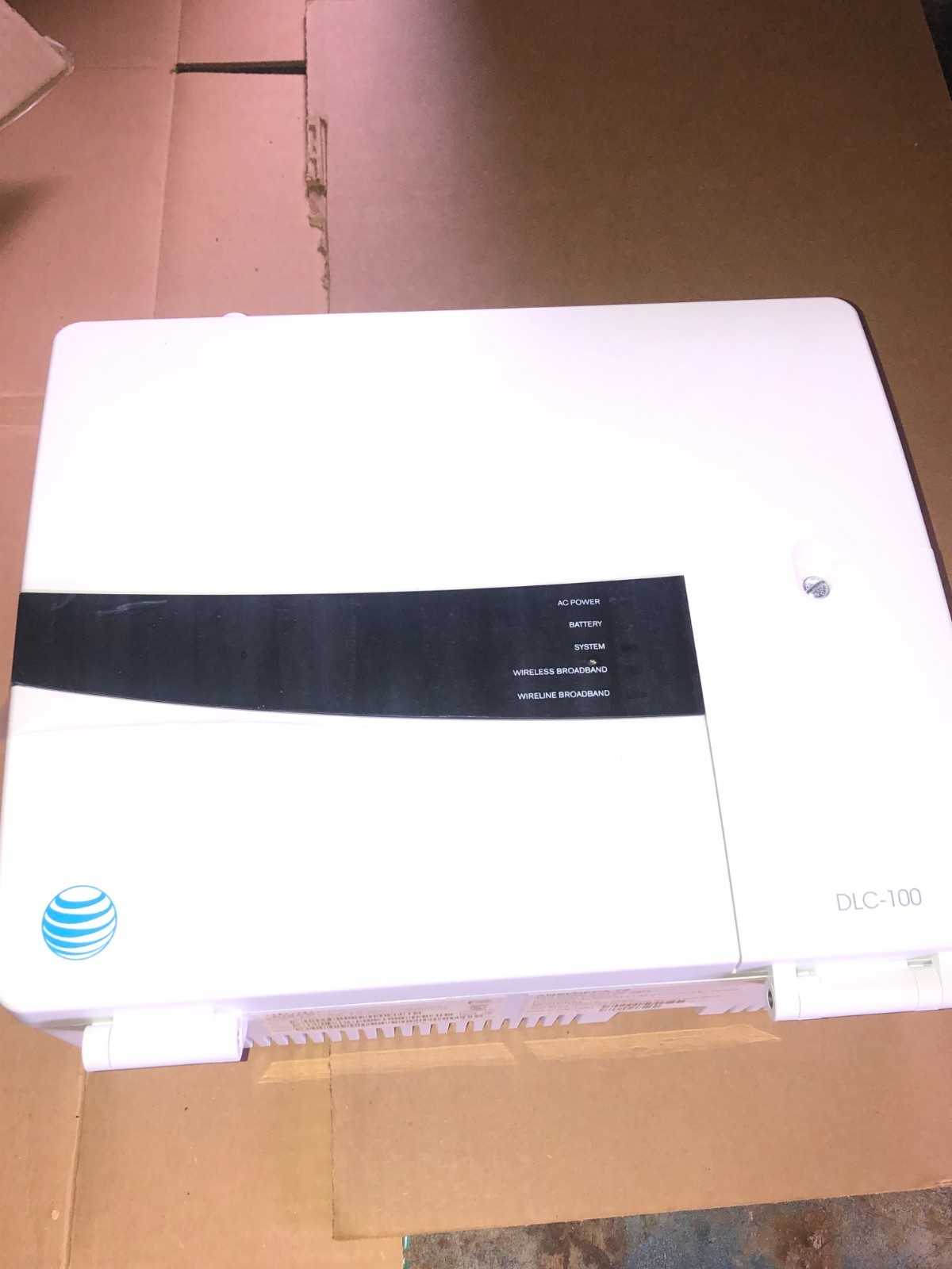 AT&T CISCO DLC-100 RESIDENTIAL FIRE & BURGLAR CONTROL UNIT SXA3001-4042024-KP