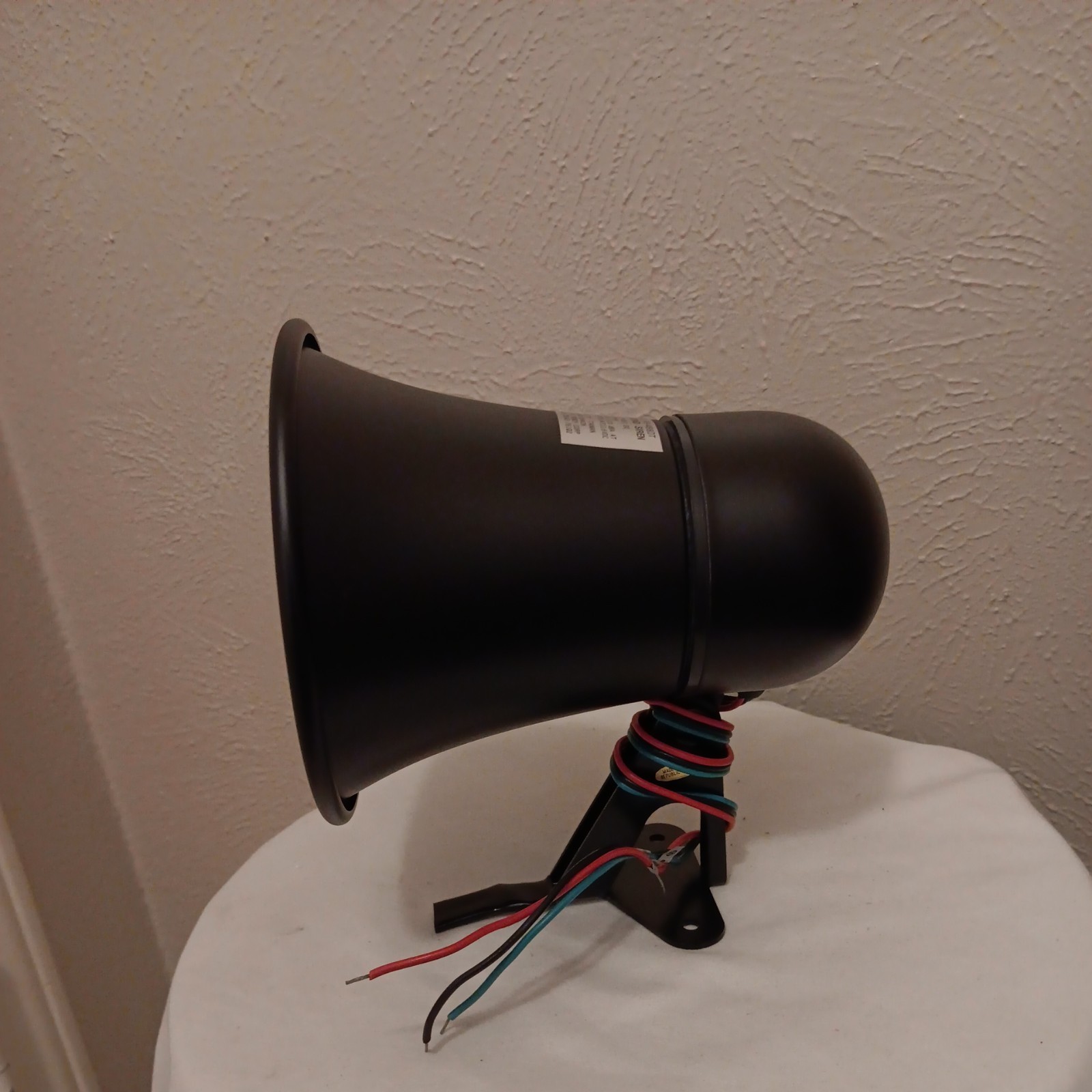Safe House Indoor/Outdoor Two Sound Electronic Siren Alarm 49-488DT.