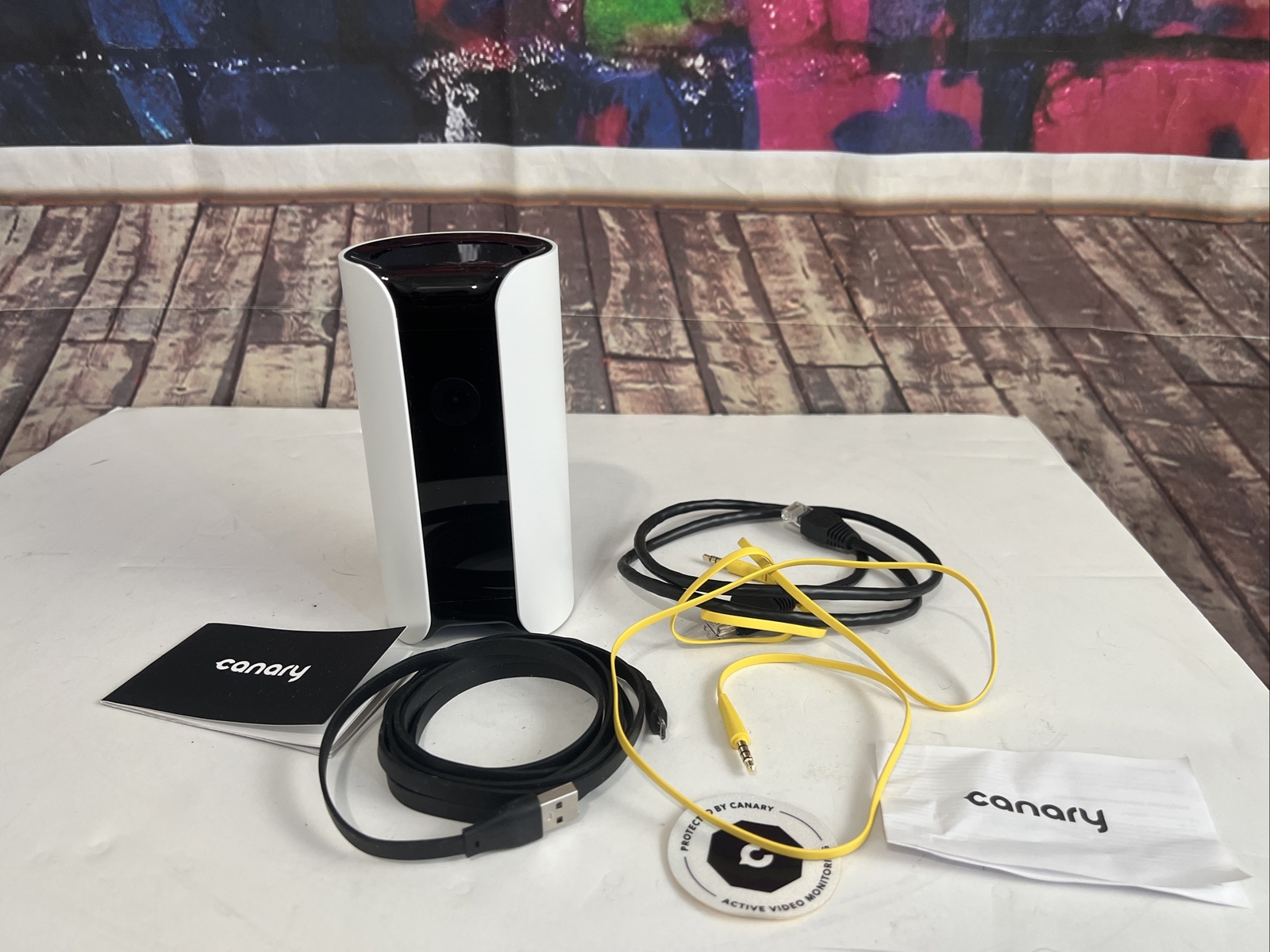 EUC Canary Security Camera CAN100USWT | White, w/Charger + Box