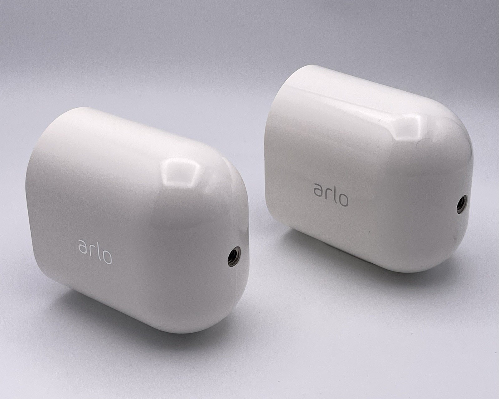 Arlo Pro 3 System 2 VMC4040p Cameras, 3 Batteries, Chargers, Base Station EUC