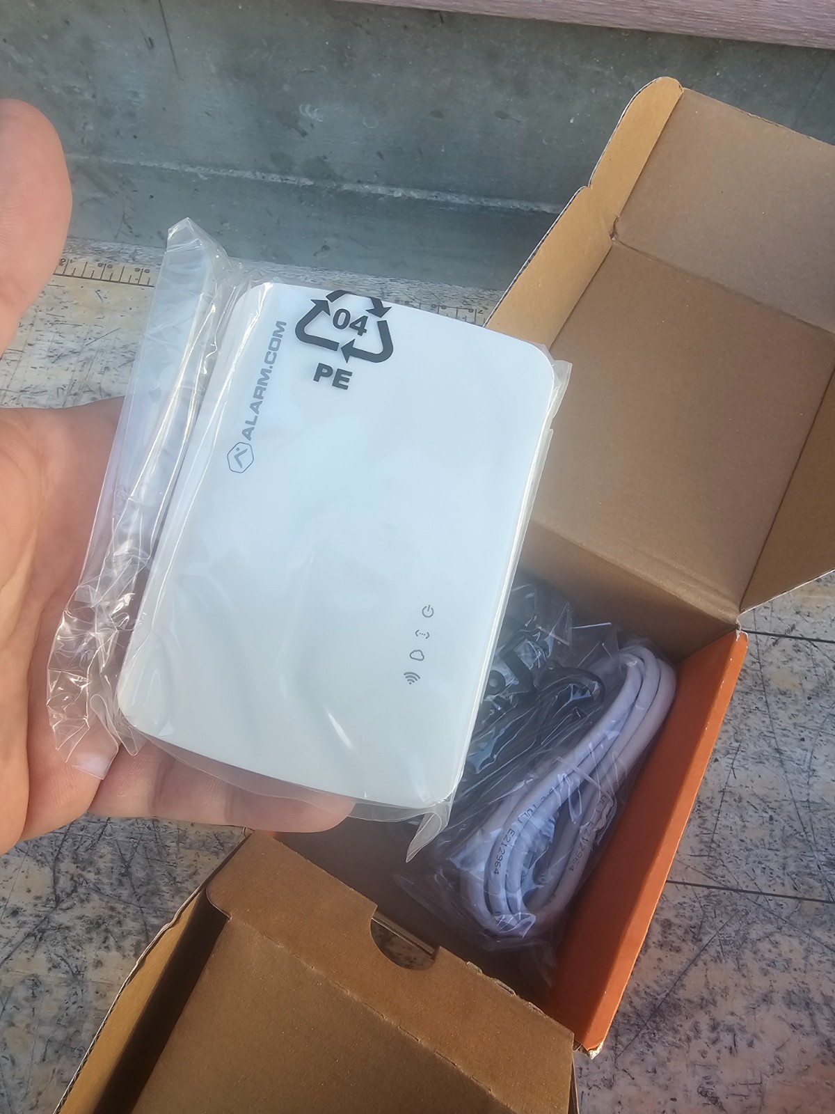 Alarm.com ADC-SG130 Smart Gateway, Wi-Fi Access Point, 2.4 GHz – Brand New