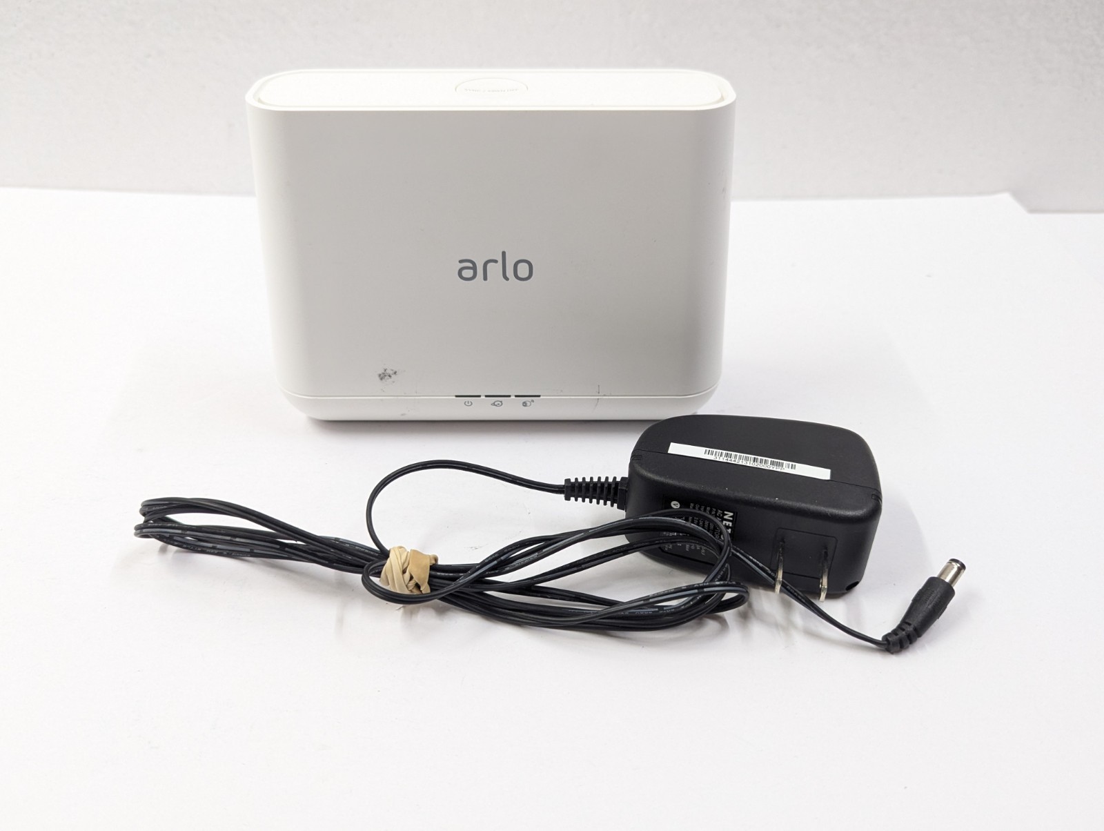 NetGear Arlo Pro VMB4000 Wireless Security Camera Base Station w/ AC Adapter