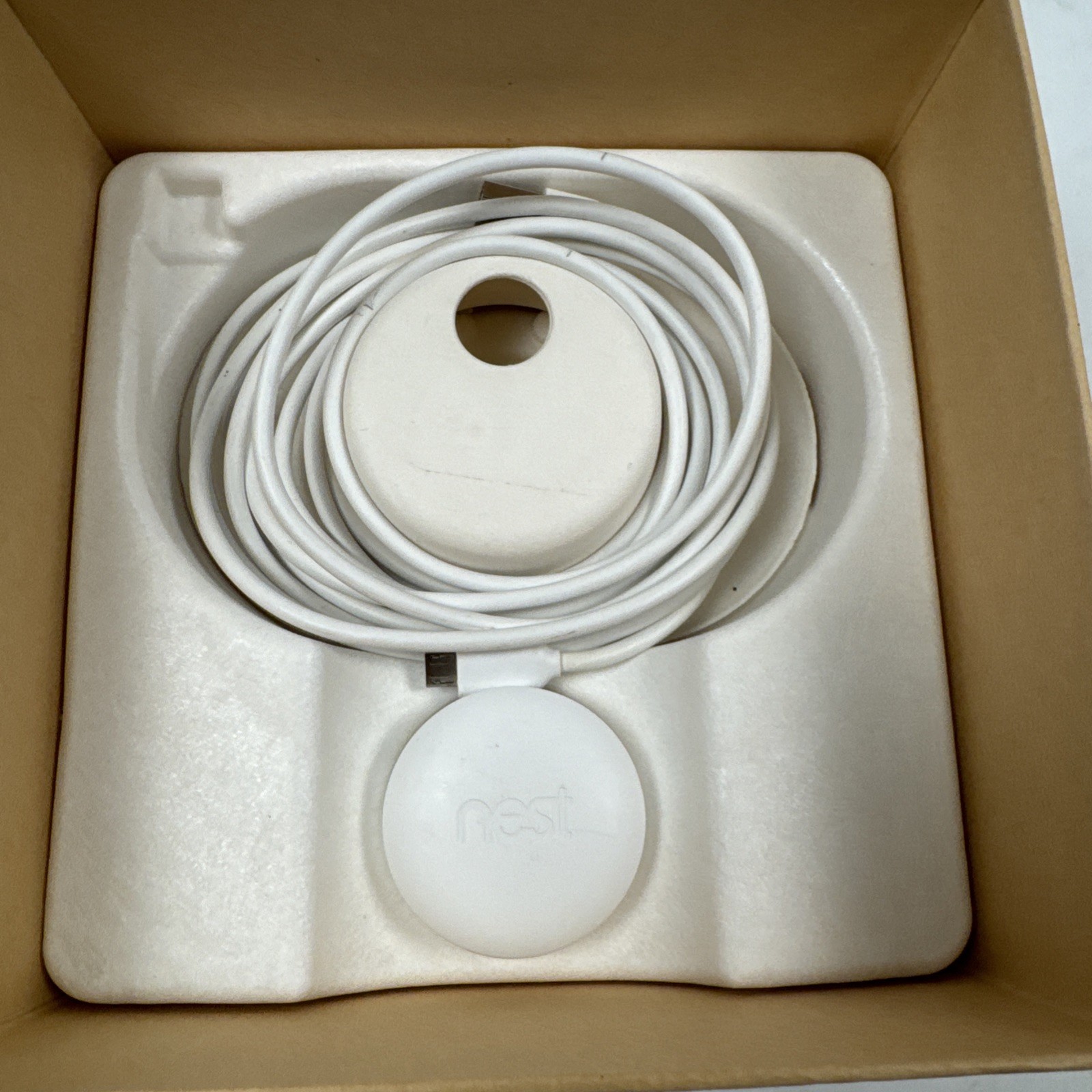 Google Nest NC1102ES A0005 1080p Indoor Security Camera – 1st Gen