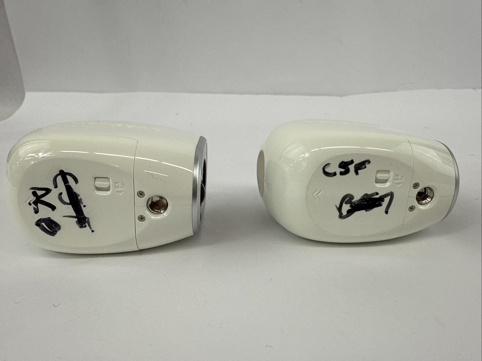 2 NETGEAR ARLO VMC3030 Indoor/Outdoor Security Cameras with Mounts Untested