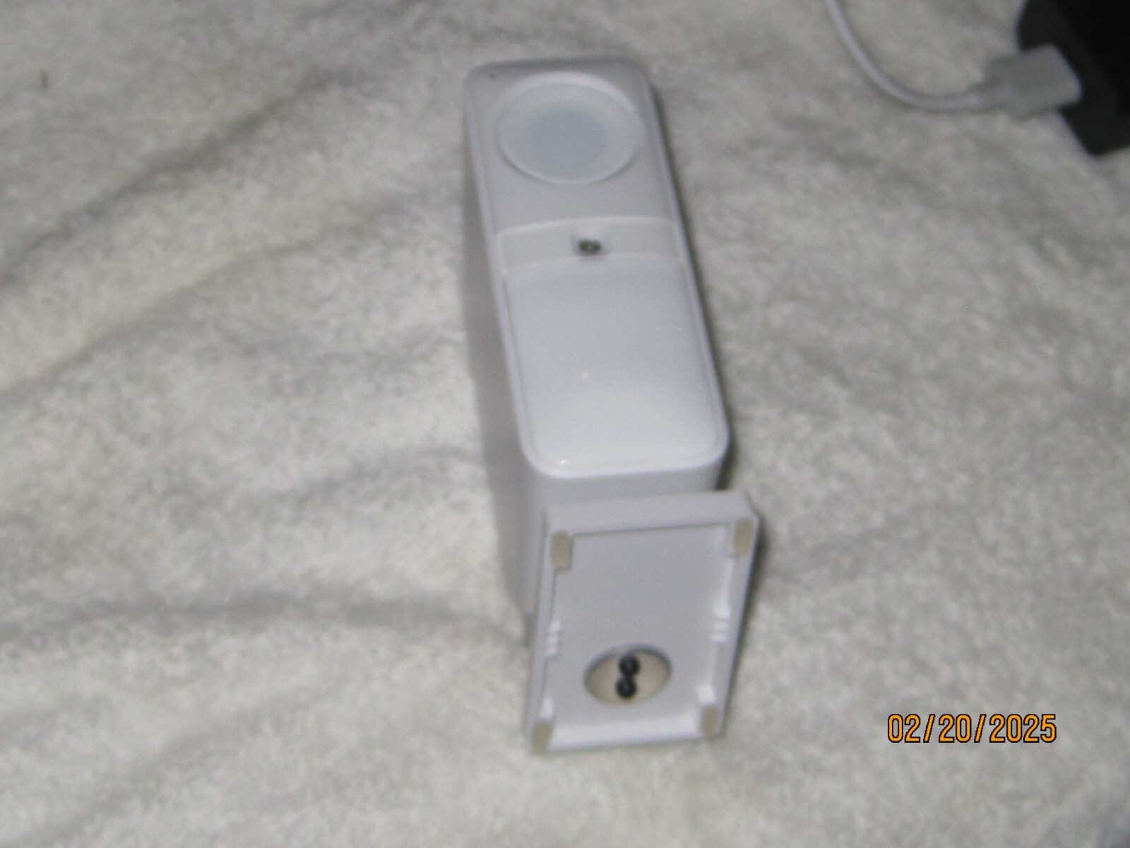 SimpliSafe Smart Alarm Wireless Indoor Security Camera CM006 Night Motion 80dB