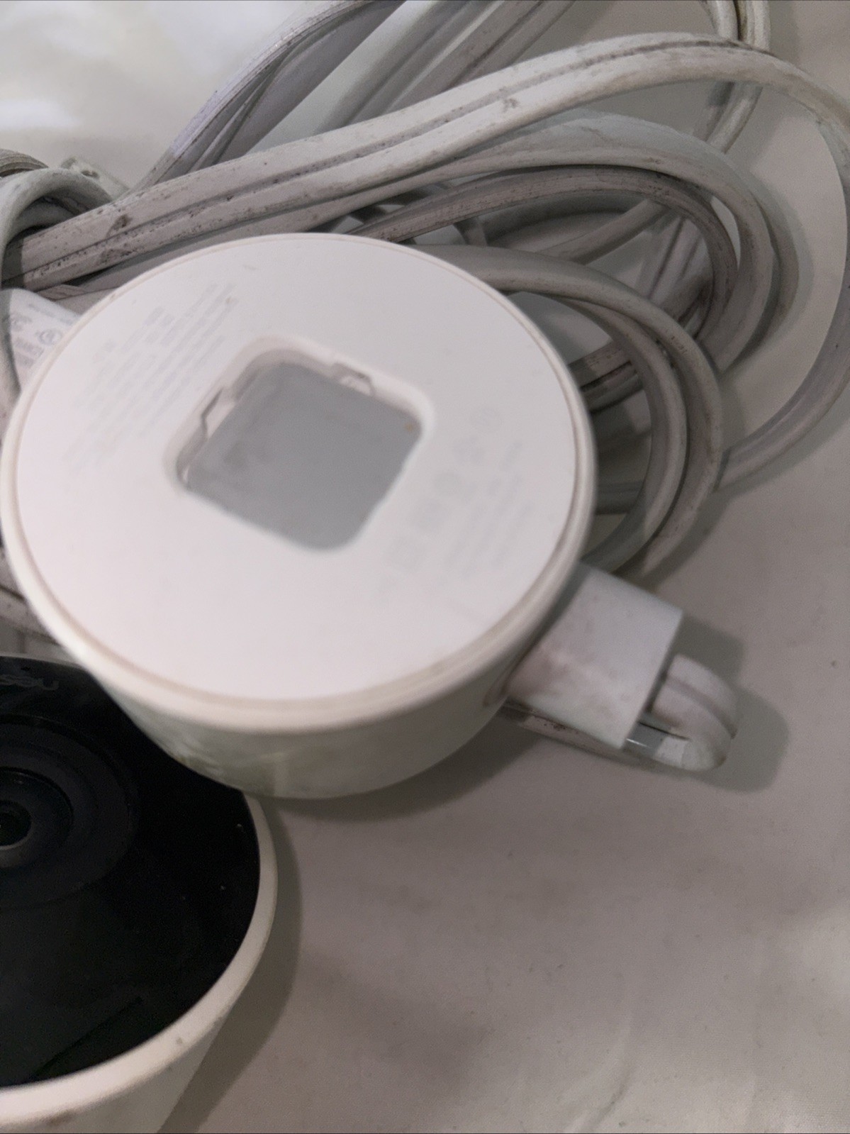 Google Nest 1st Generation A0033 White Weatherproof Night Vision Outdoor Camera