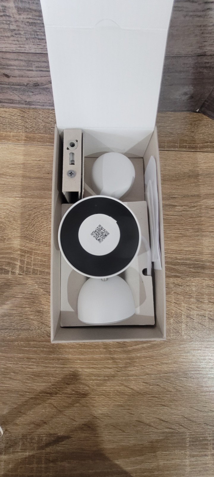 Google Nest Indoor Smart Security Camera (Wired, 3rd Gen) – Snow
