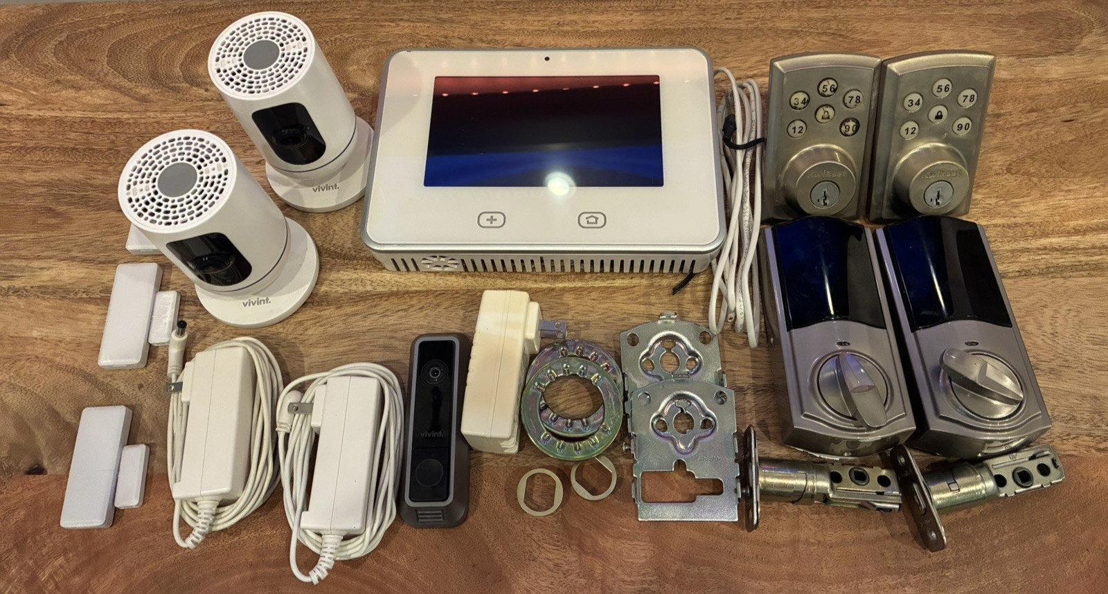 Vivint Home Security System Bundle