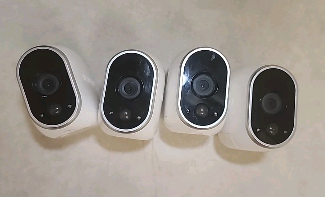 Arlo VMC3030 HD Wireless Add-On Security Camera / Outdoor-Indoor / Night Vision