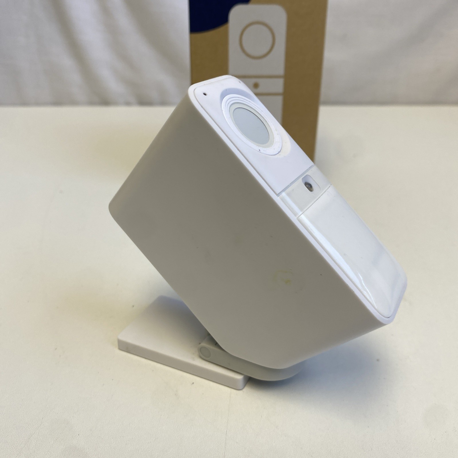 SimpliSafe CM006 Smart Alarm Wireless Indoor Security – Used/Read Description