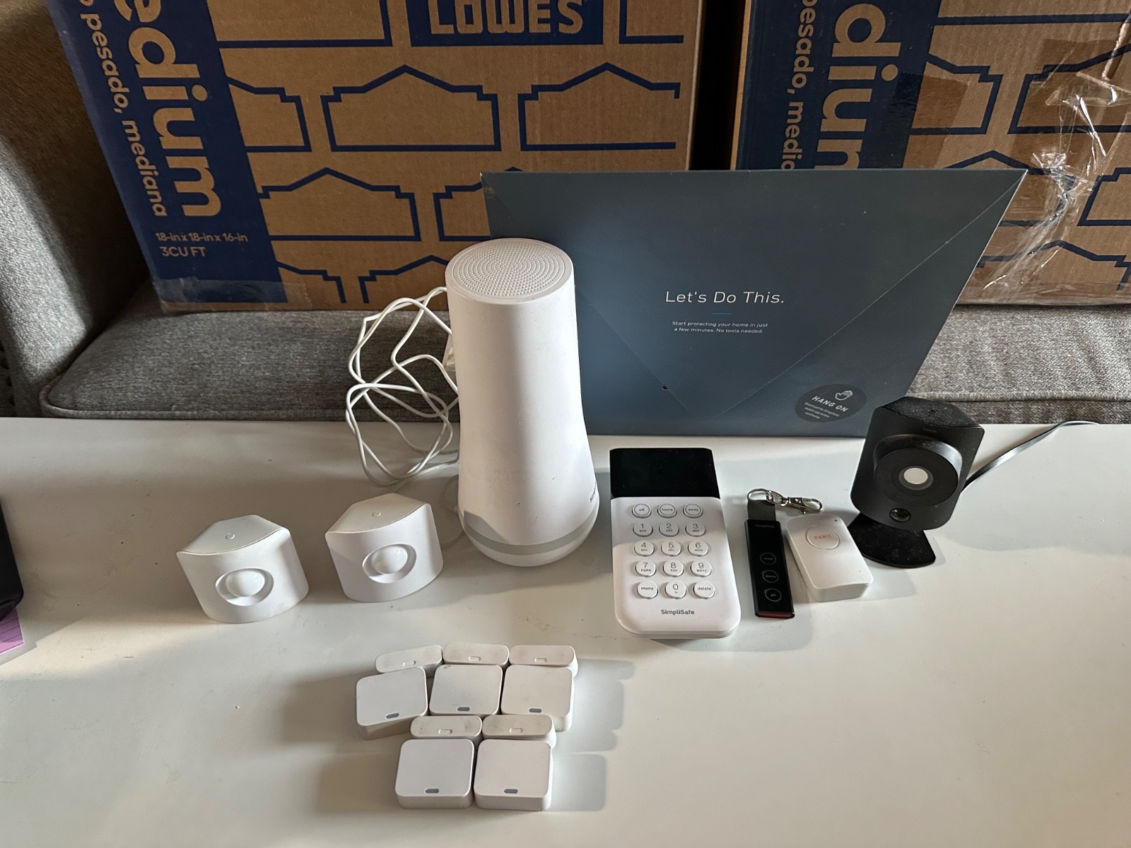 SimpliSafe Wireless Home Security Kit with Alexa and Google – 10 Piece