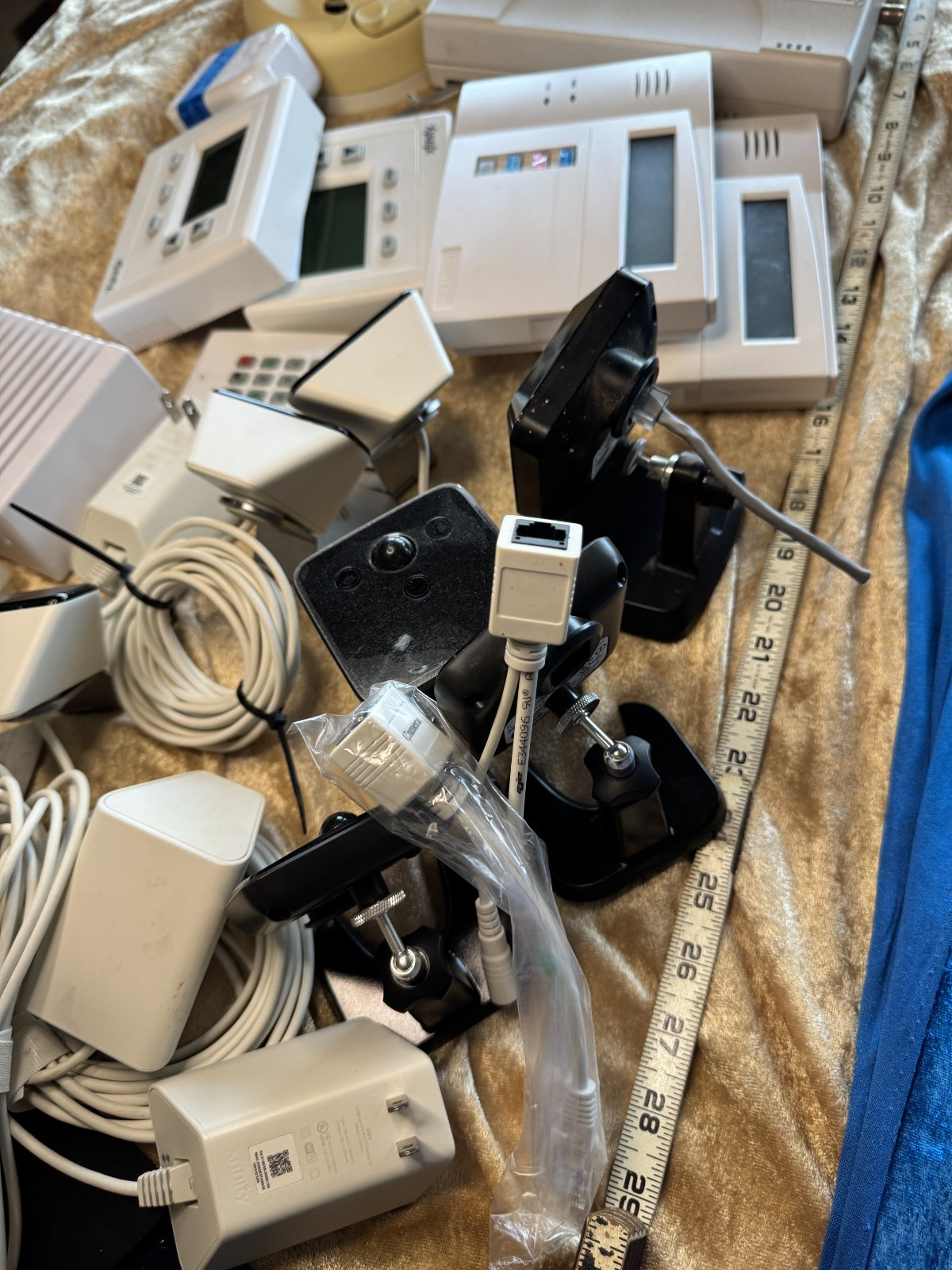 Xfinity / Honeywell Home Security System Components Lot–Cameras,Keypads,Sensors