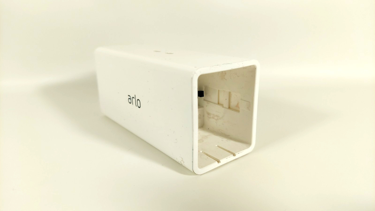 Arlo Pro 2 Charging Station + Battery + Magnetic mount