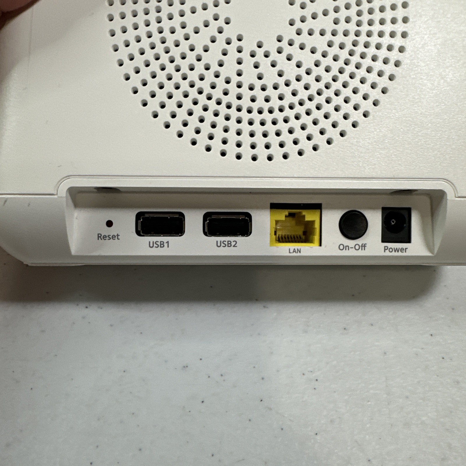 Netgear Arlo Pro Base Station VMB4000 W/ Power Supply Tested