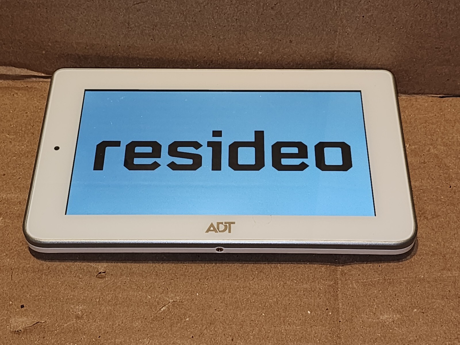 ADT Color Touchscreen Security Panel + 2 ADT Cameras OC845 Outdoor 1080P FHD