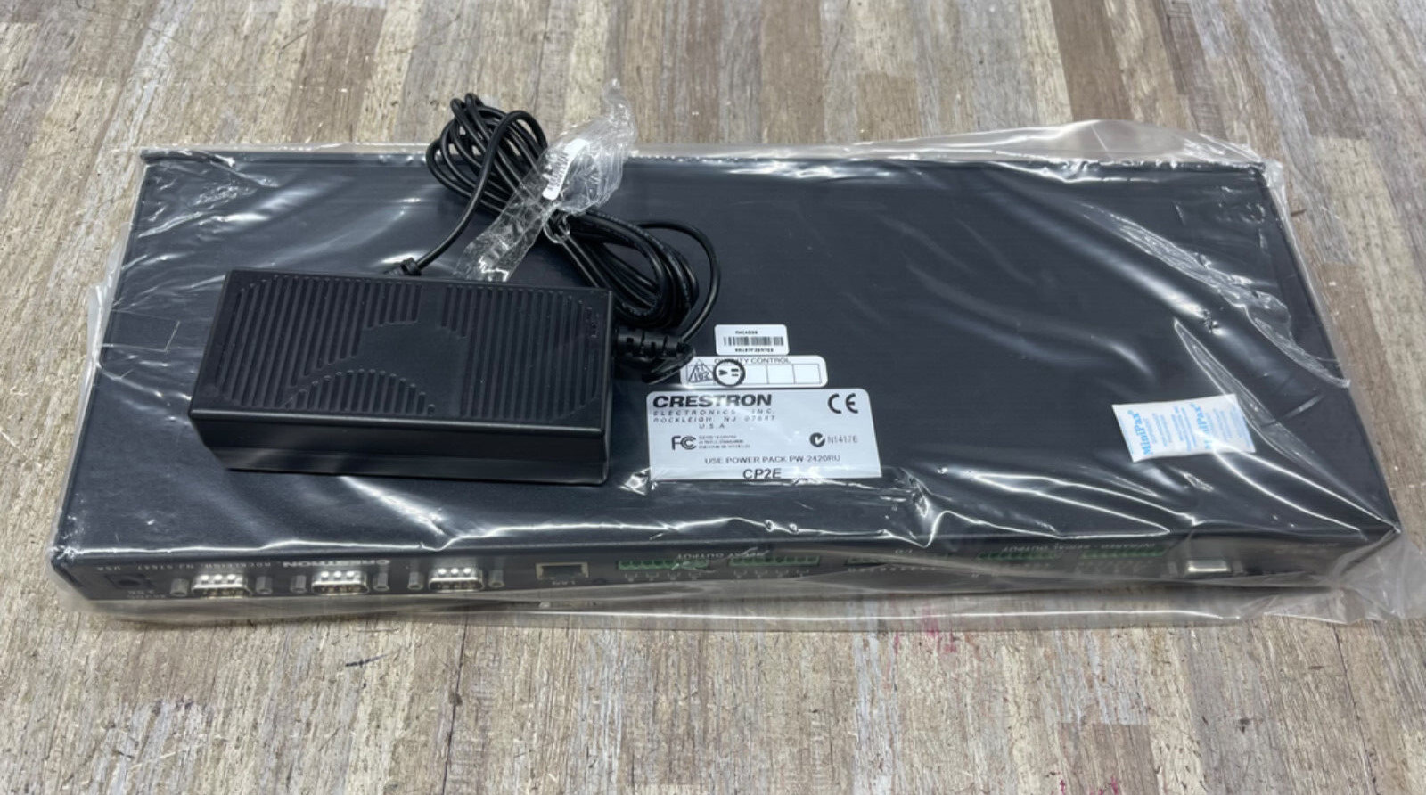 Crestron CP2E PW-2420RU Compact Control System Processor W/ CHARGER NEW