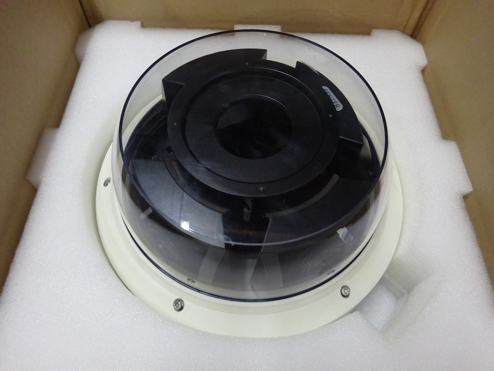 Hanwha Techwin Wisenet PNM-9081VQN Network Multi-Directional Dome Camera