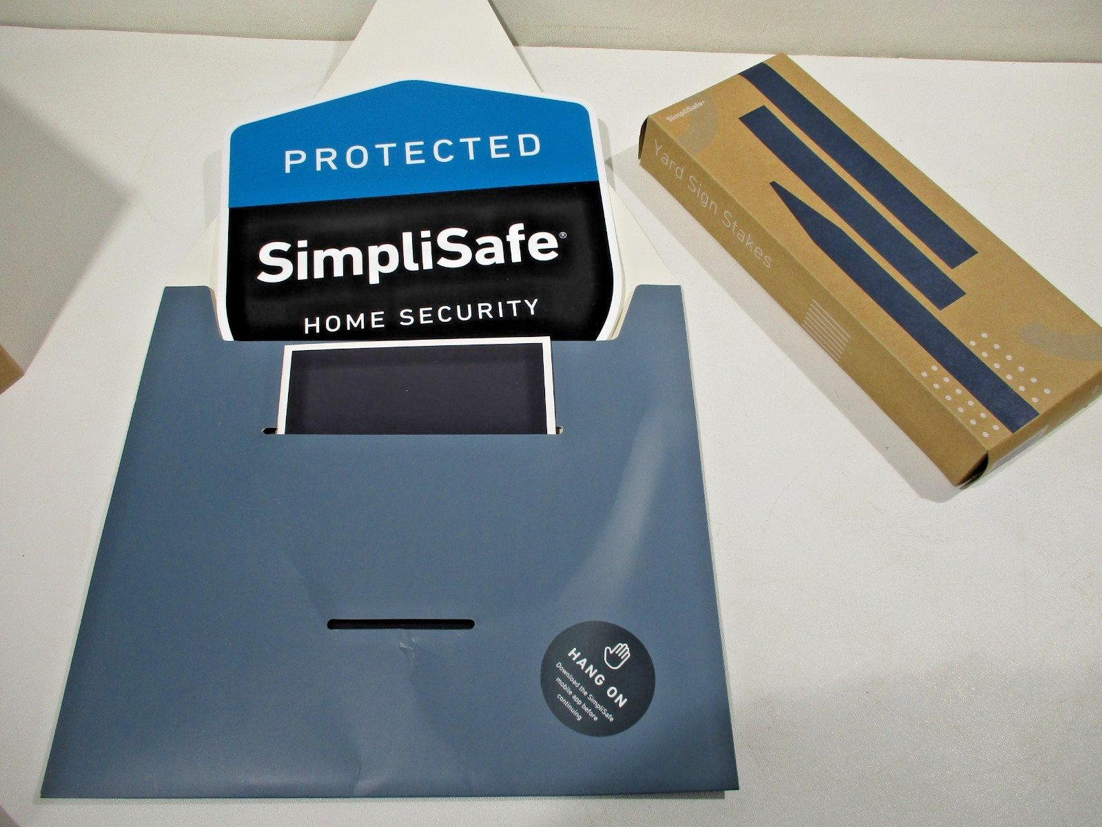 NEW SimpliSafe Home Security Base Station BS3W Keypad KP3W Yard Stakes & Signs