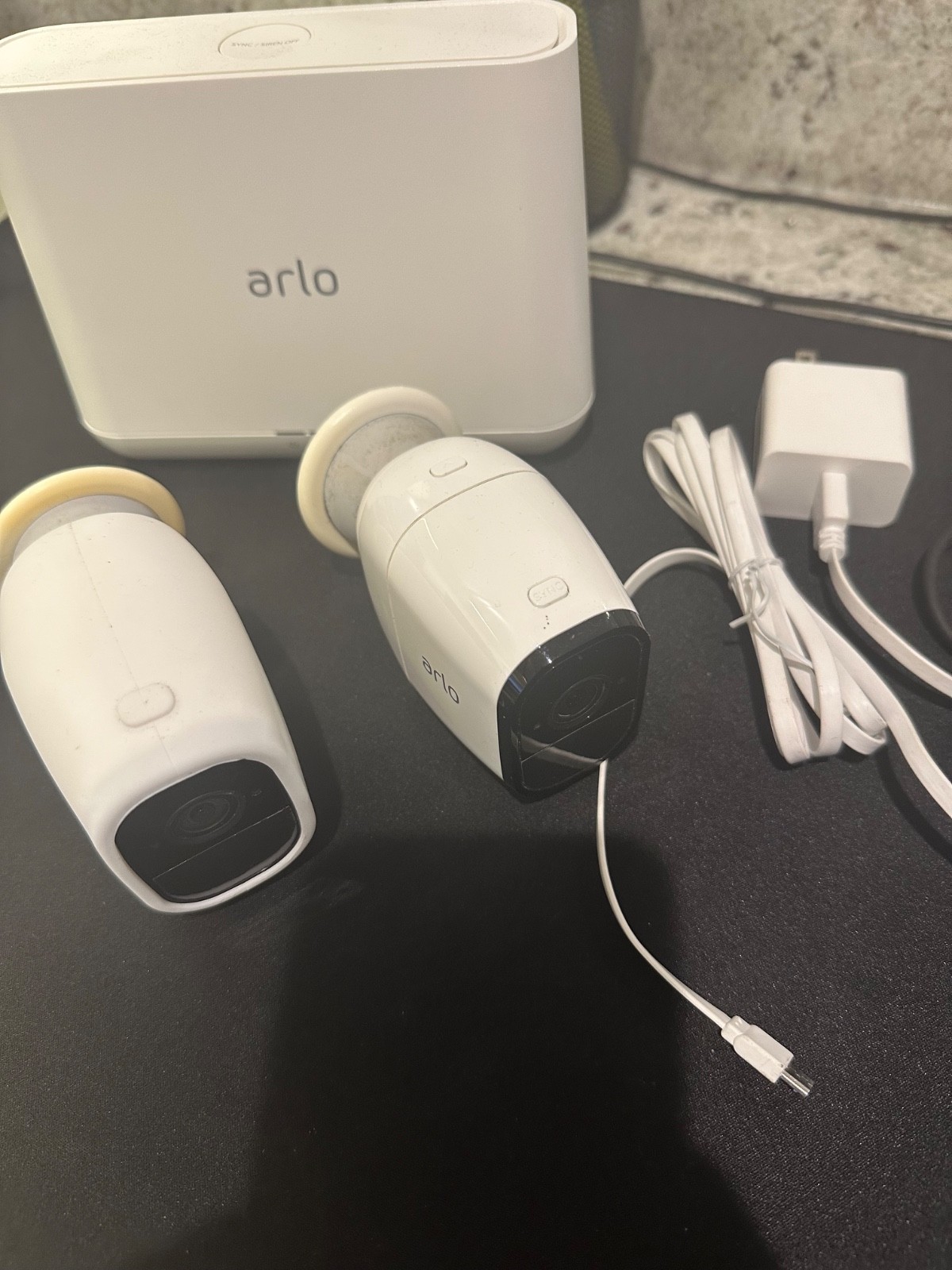Arlo pro cameras (2) 720p and base station (no ac adapter)