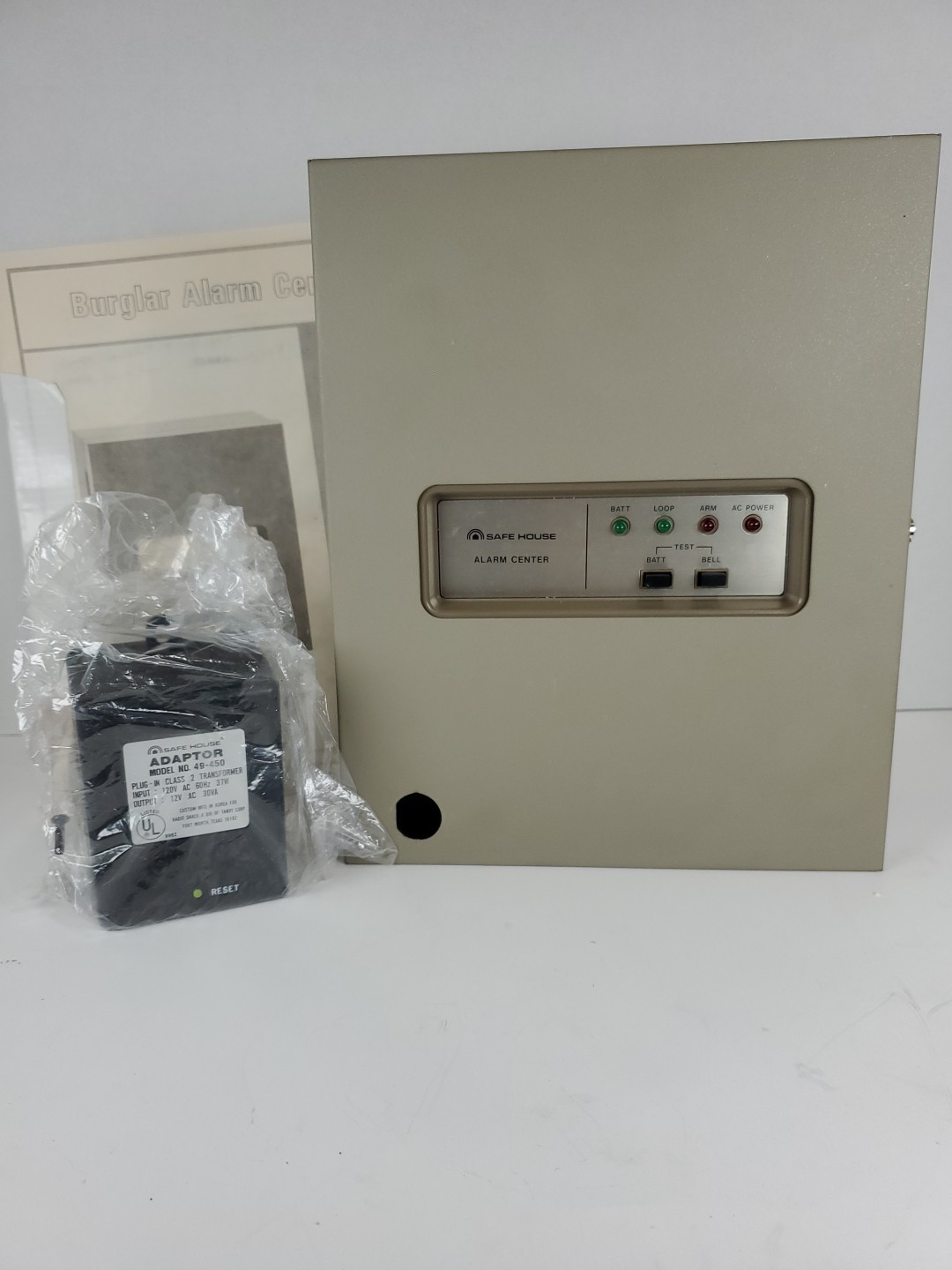 Vintage Safe House Radio Shack Burglar Alarm Center 49-450A New NOS W/ Manual