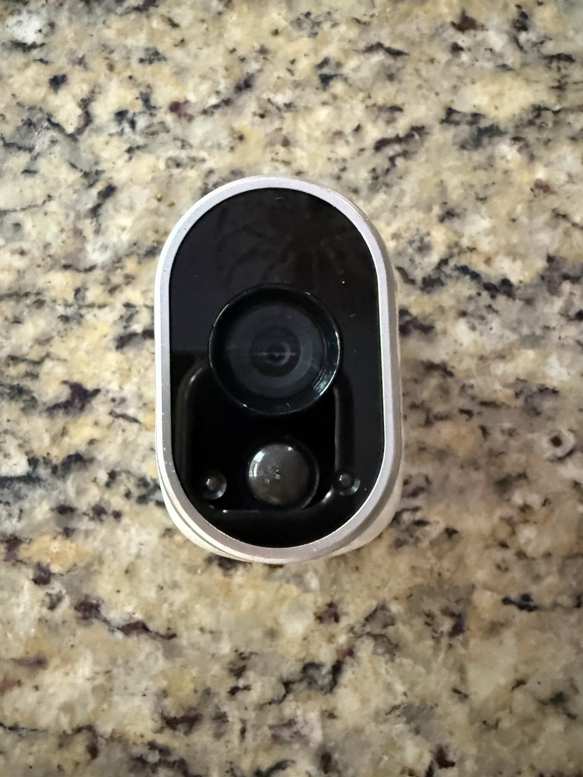 Arlo VMC3030-100NAR Indoor/Outdoor Security Camera – White