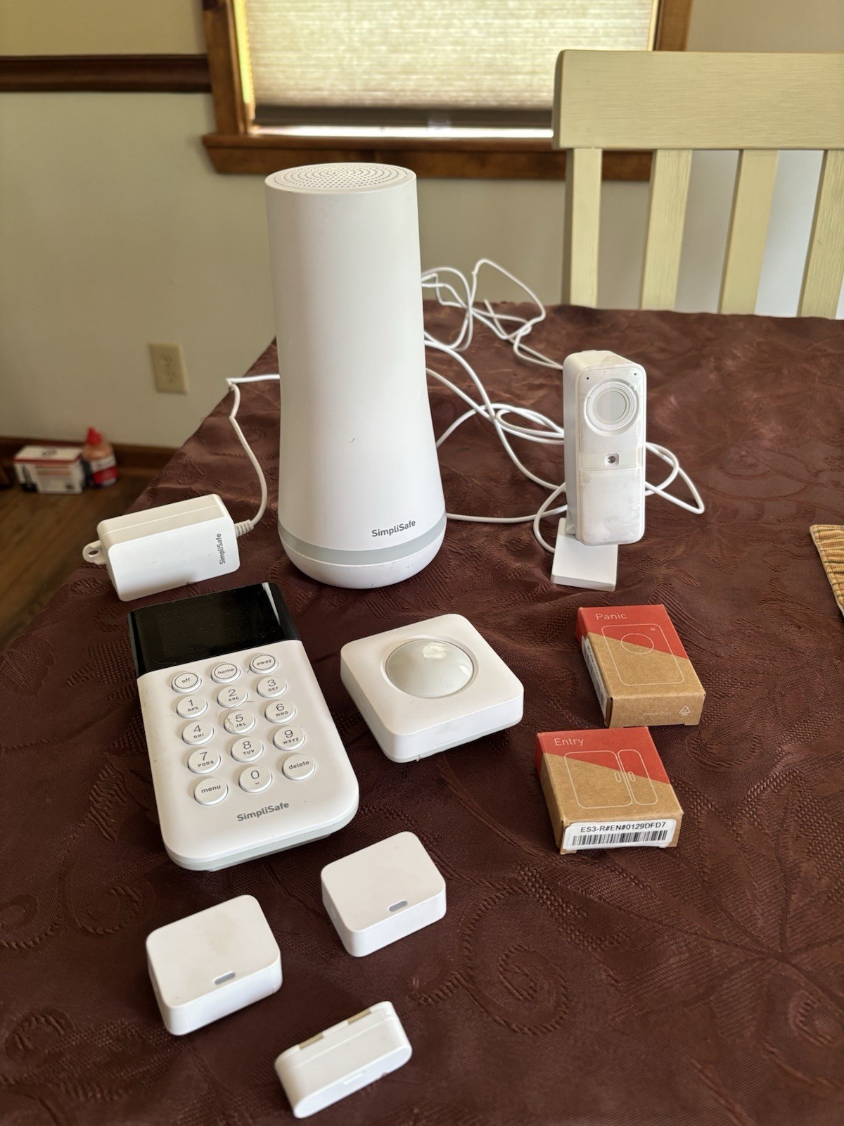 SimpliSafe Smart Home Security System (9 – Piece Kit) –opened Box , New