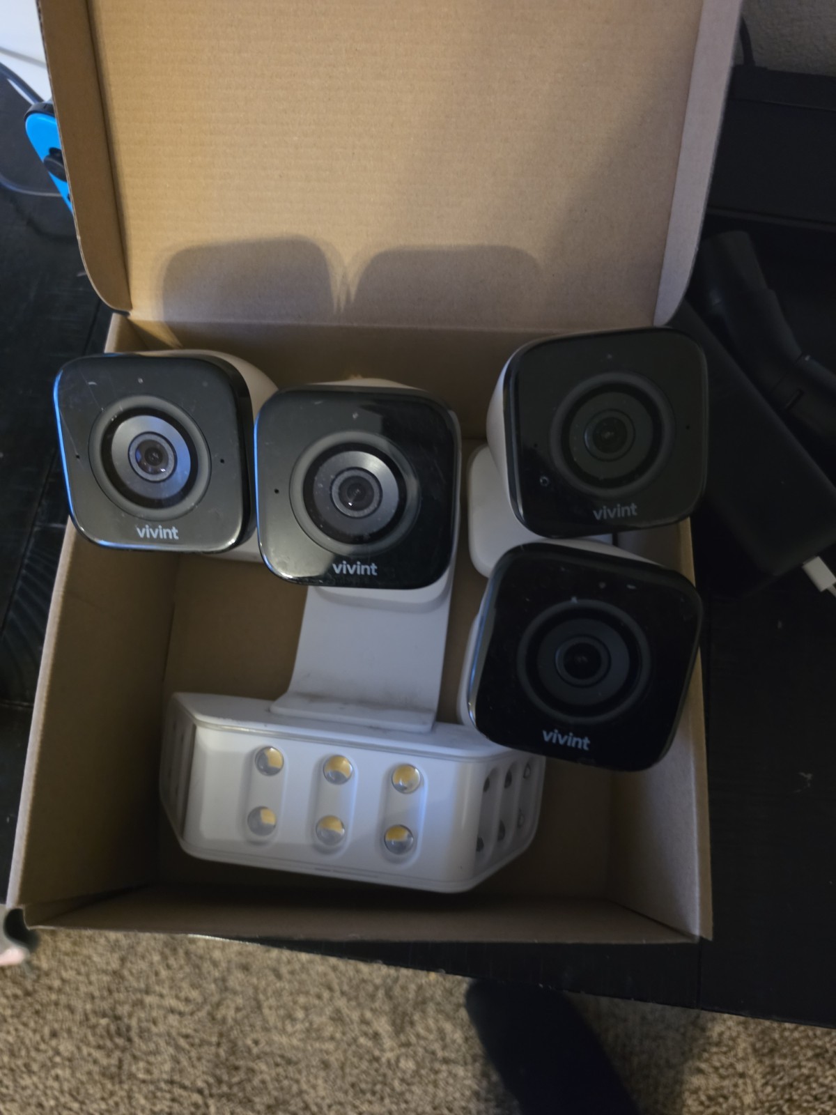 Vivint Home Security System Bundle