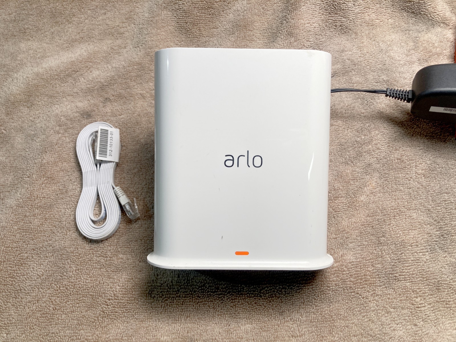 Netgear Arlo Ultra VMB4540 Smart Hub Base Station (No Cameras)