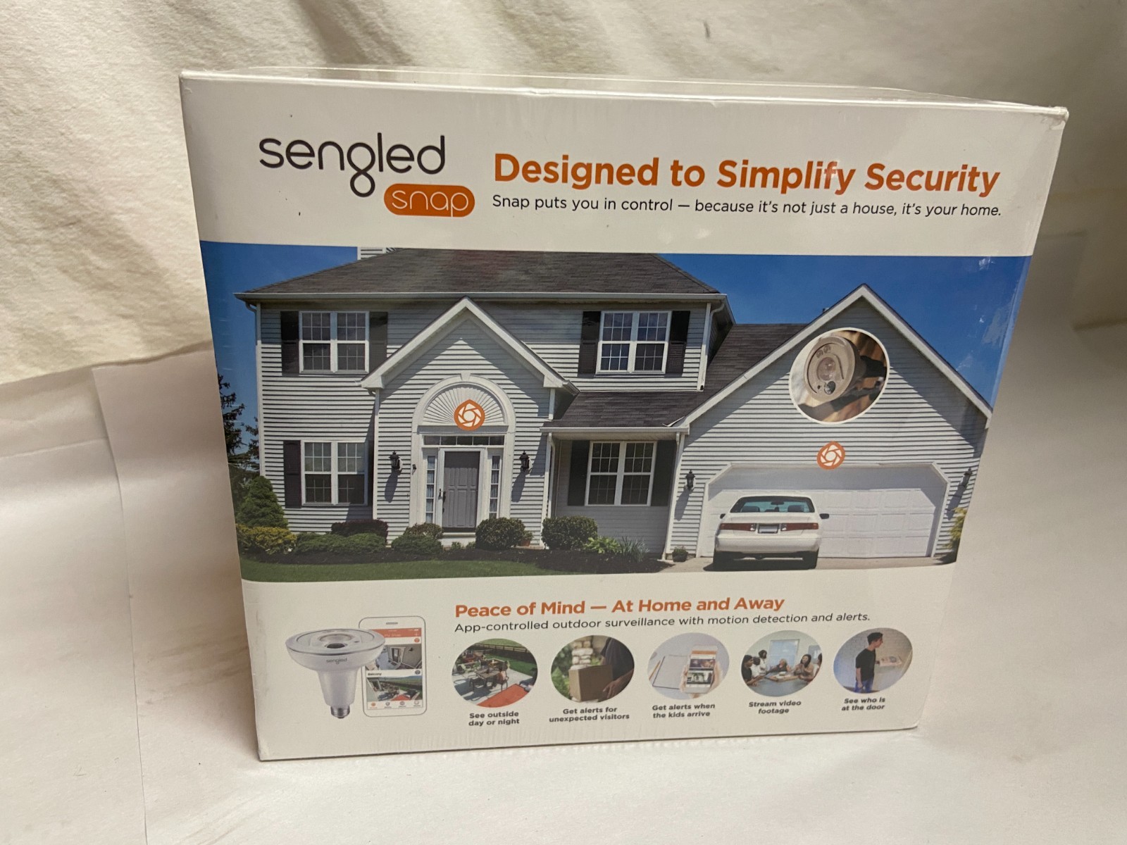 Sengled Snap 60W Outdoor HD Security Camera w/ LED Floodlight Person Detection